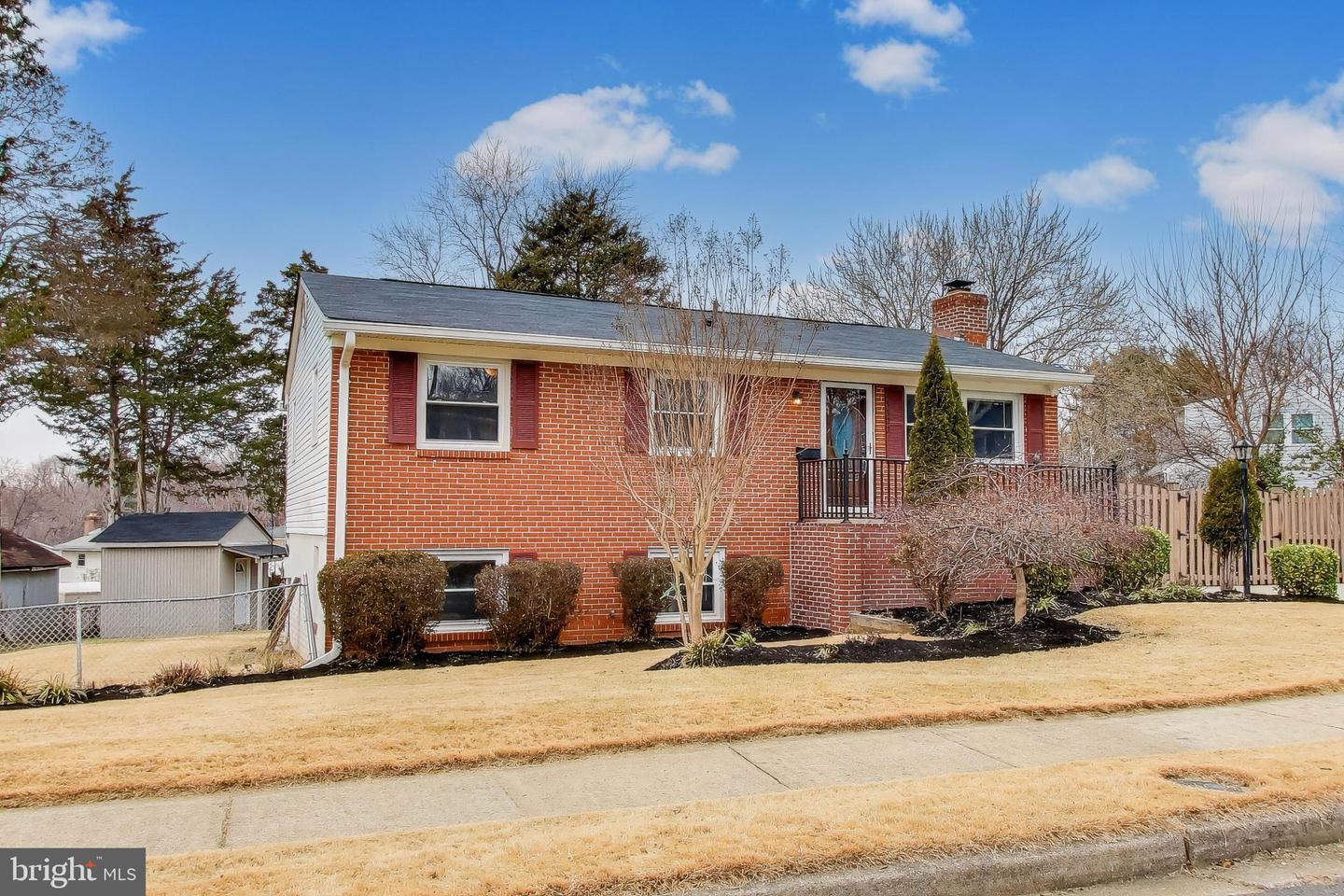 13302 KELSEY CT, WOODBRIDGE, Virginia 22193, 4 Bedrooms Bedrooms, ,2 BathroomsBathrooms,Residential,For sale,13302 KELSEY CT,VAPW2112544 MLS # VAPW2112544