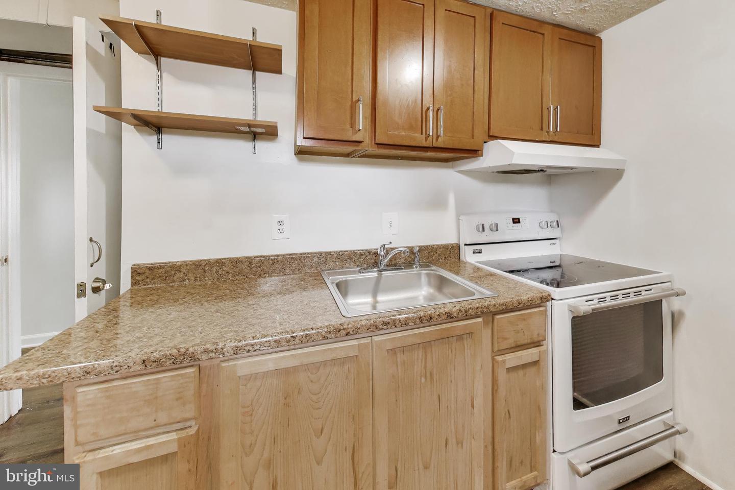 13302 KELSEY CT, WOODBRIDGE, Virginia 22193, 4 Bedrooms Bedrooms, ,2 BathroomsBathrooms,Residential,For sale,13302 KELSEY CT,VAPW2112544 MLS # VAPW2112544