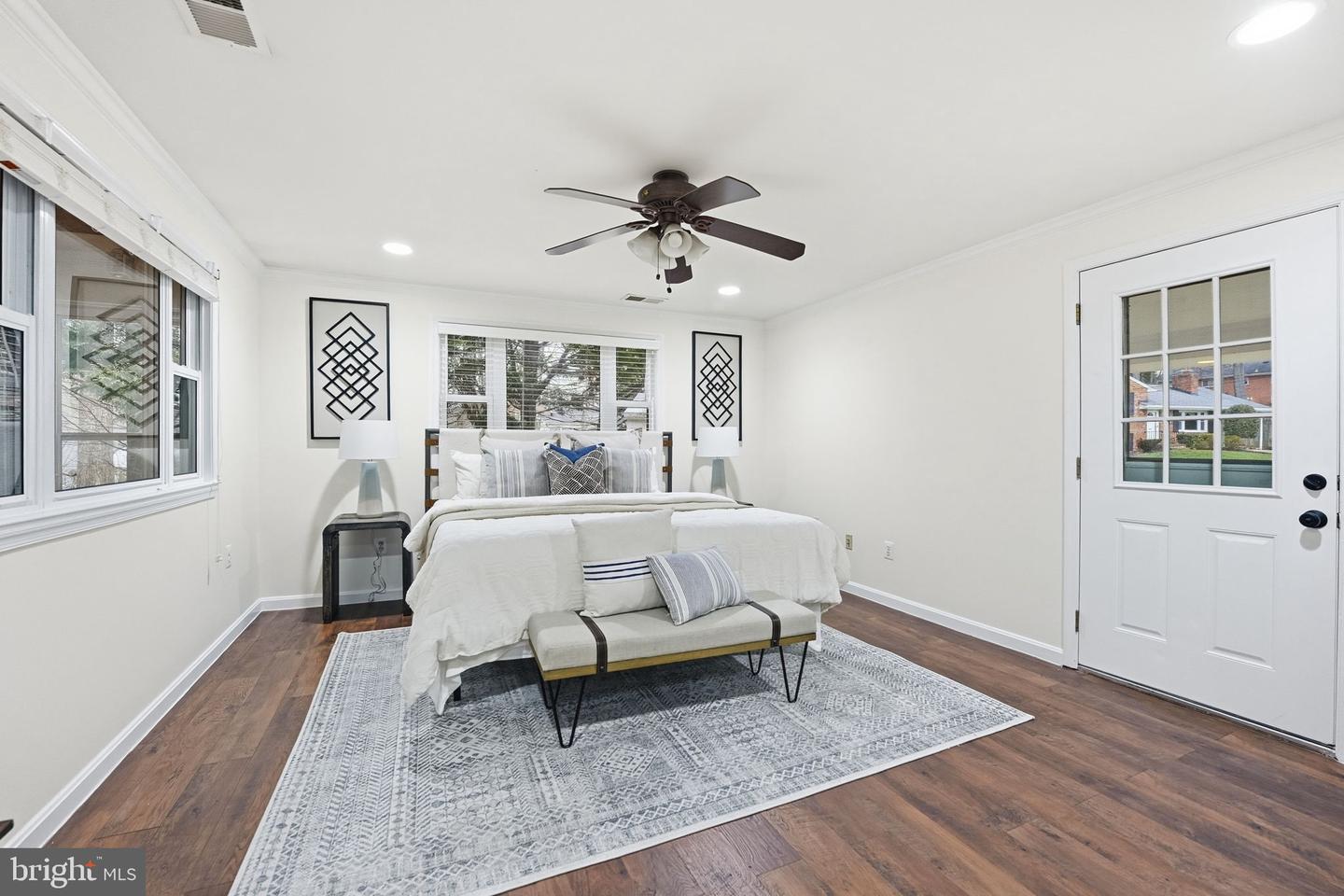 5718 ANOLA CT, SPRINGFIELD, Virginia 22151, 3 Bedrooms Bedrooms, ,2 BathroomsBathrooms,Residential,For sale,5718 ANOLA CT,VAFX2291284 MLS # VAFX2291284