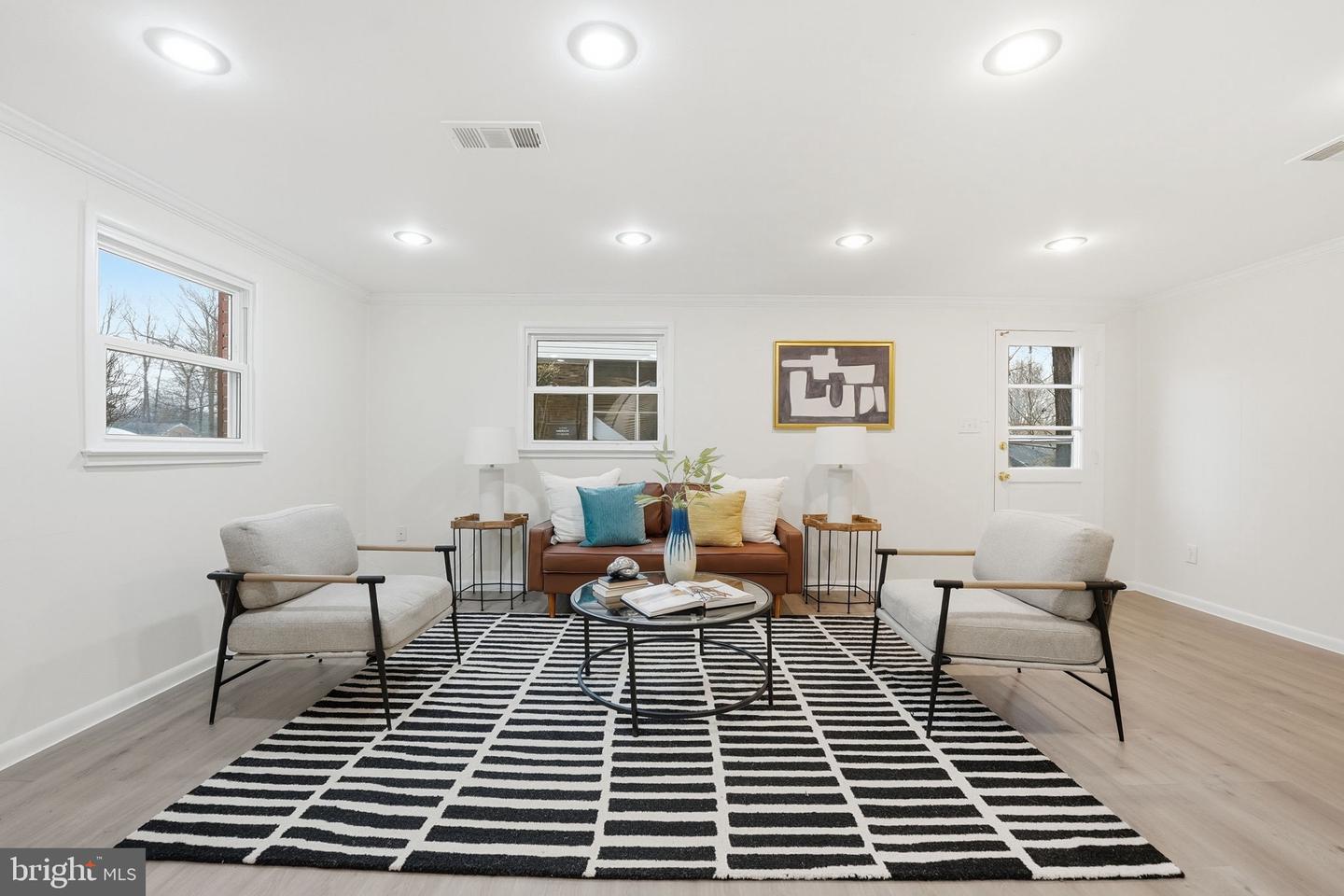 5718 ANOLA CT, SPRINGFIELD, Virginia 22151, 3 Bedrooms Bedrooms, ,2 BathroomsBathrooms,Residential,For sale,5718 ANOLA CT,VAFX2291284 MLS # VAFX2291284