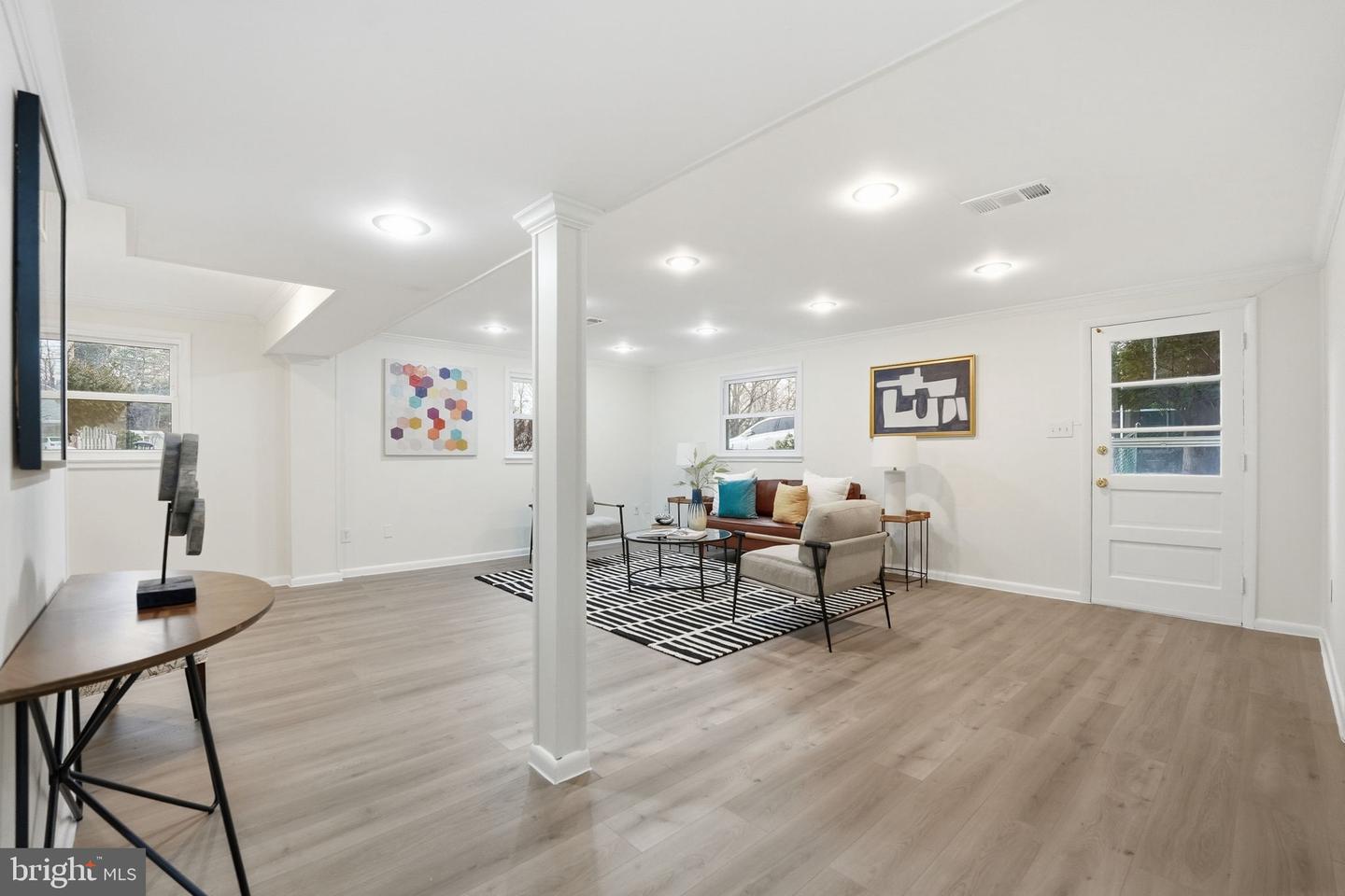 5718 ANOLA CT, SPRINGFIELD, Virginia 22151, 3 Bedrooms Bedrooms, ,2 BathroomsBathrooms,Residential,For sale,5718 ANOLA CT,VAFX2291284 MLS # VAFX2291284