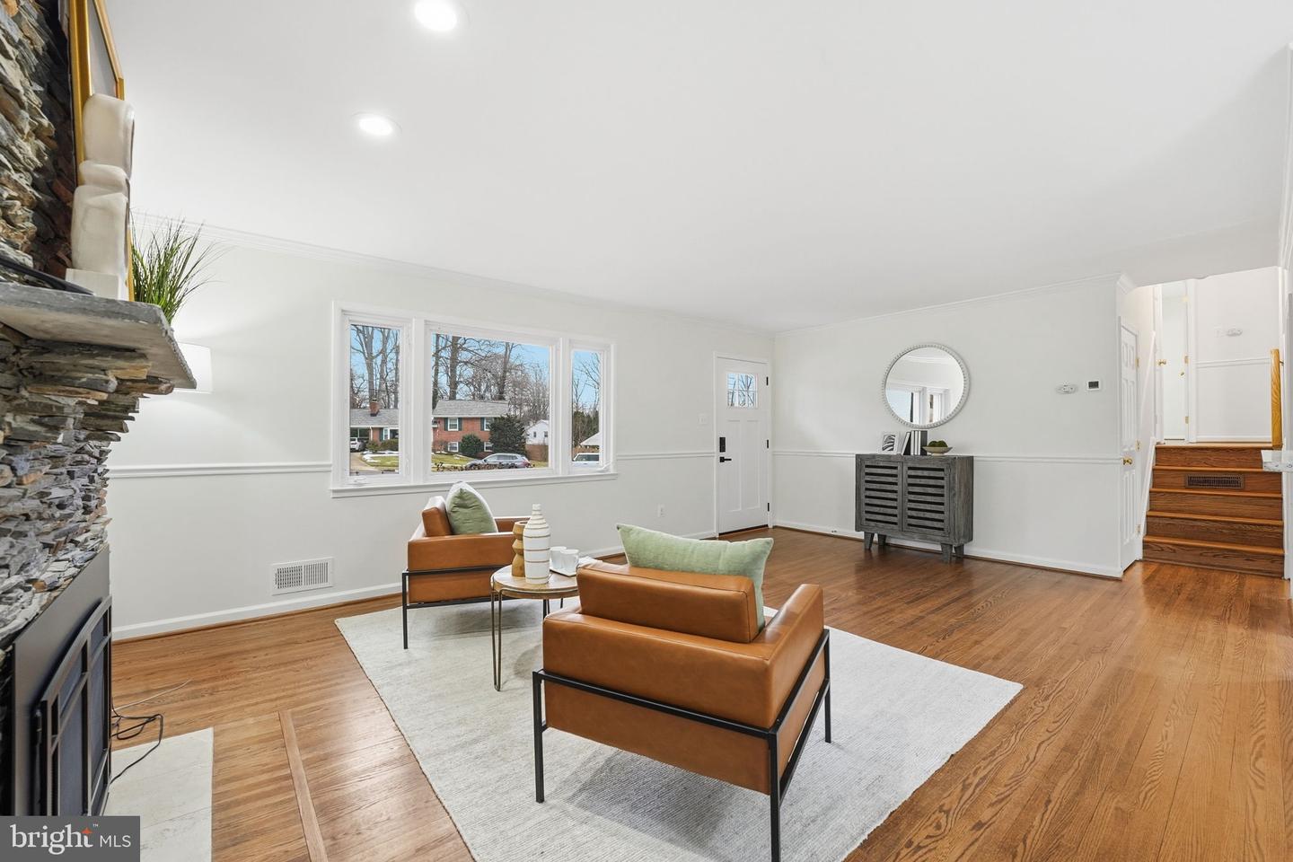 5718 ANOLA CT, SPRINGFIELD, Virginia 22151, 3 Bedrooms Bedrooms, ,2 BathroomsBathrooms,Residential,For sale,5718 ANOLA CT,VAFX2291284 MLS # VAFX2291284