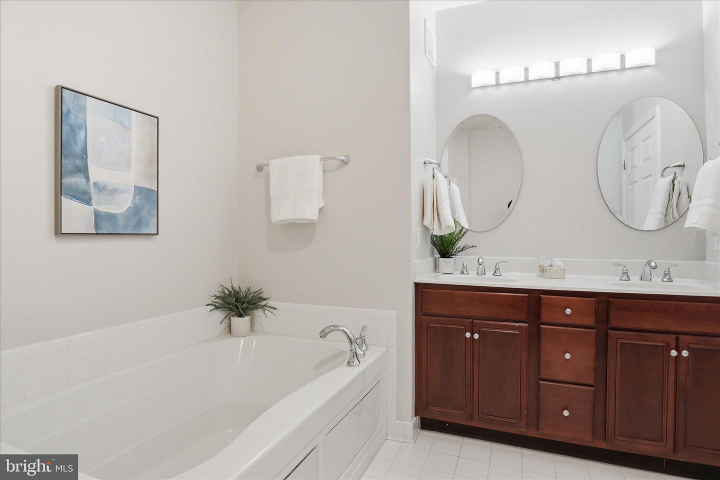 20385 BELMONT PARK TER #103, ASHBURN, Virginia 20147, 2 Bedrooms Bedrooms, ,2 BathroomsBathrooms,Residential,For sale,20385 BELMONT PARK TER #103,VALO2116180 MLS # VALO2116180