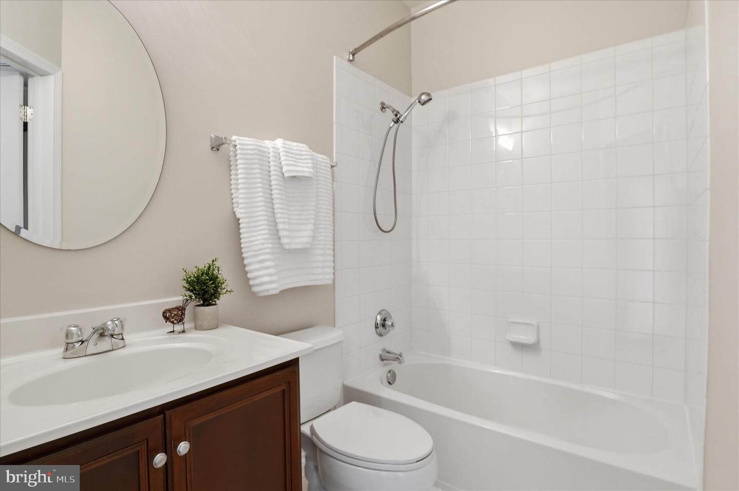 20385 BELMONT PARK TER #103, ASHBURN, Virginia 20147, 2 Bedrooms Bedrooms, ,2 BathroomsBathrooms,Residential,For sale,20385 BELMONT PARK TER #103,VALO2116180 MLS # VALO2116180