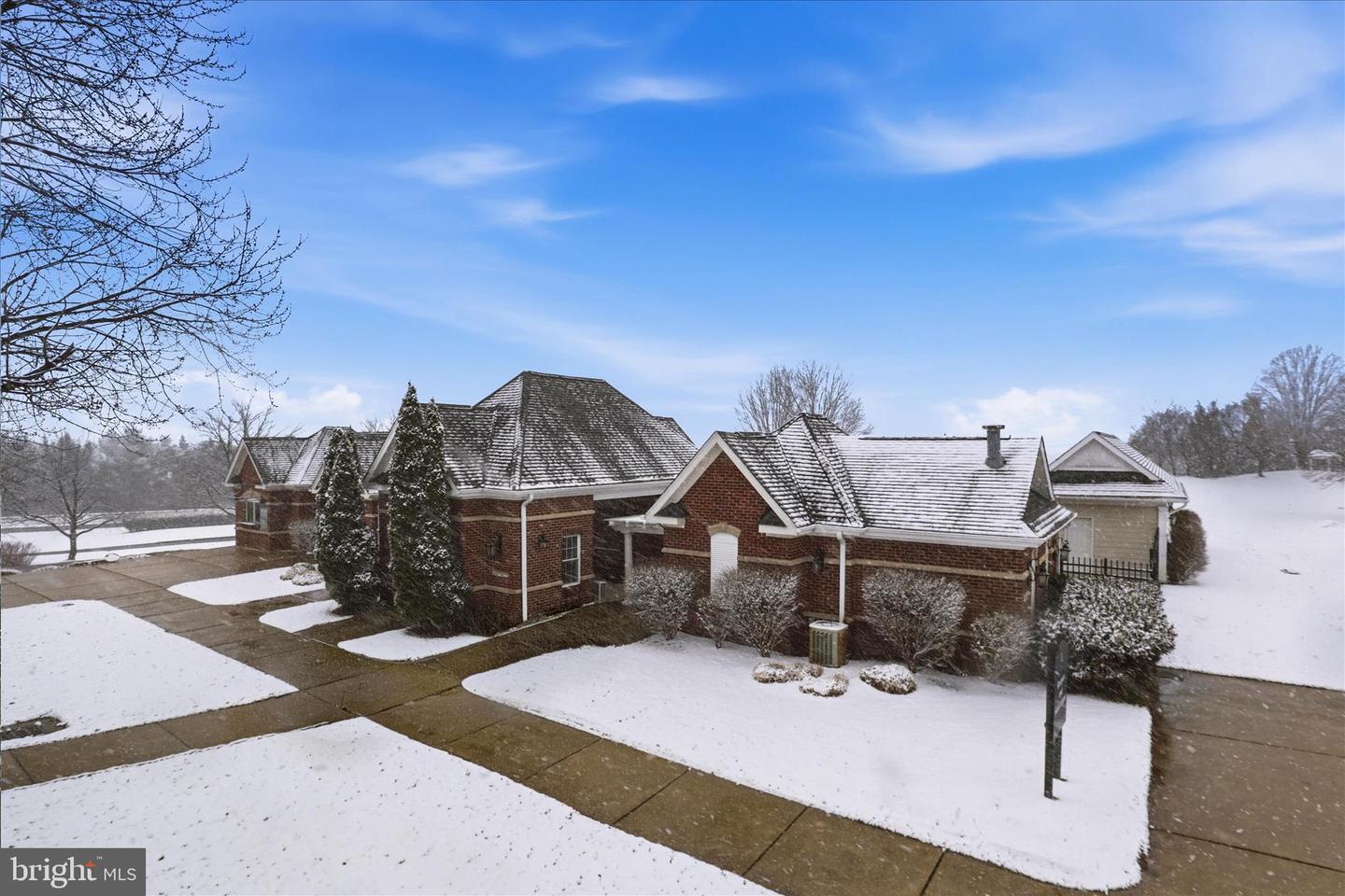 20385 BELMONT PARK TER #103, ASHBURN, Virginia 20147, 2 Bedrooms Bedrooms, ,2 BathroomsBathrooms,Residential,For sale,20385 BELMONT PARK TER #103,VALO2116180 MLS # VALO2116180