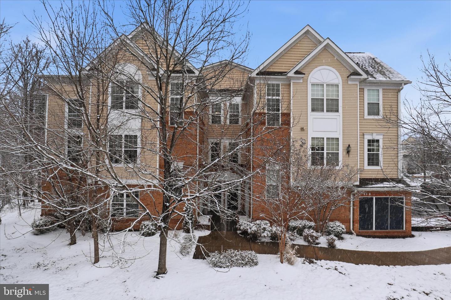 20385 BELMONT PARK TER #103, ASHBURN, Virginia 20147, 2 Bedrooms Bedrooms, ,2 BathroomsBathrooms,Residential,For sale,20385 BELMONT PARK TER #103,VALO2116180 MLS # VALO2116180