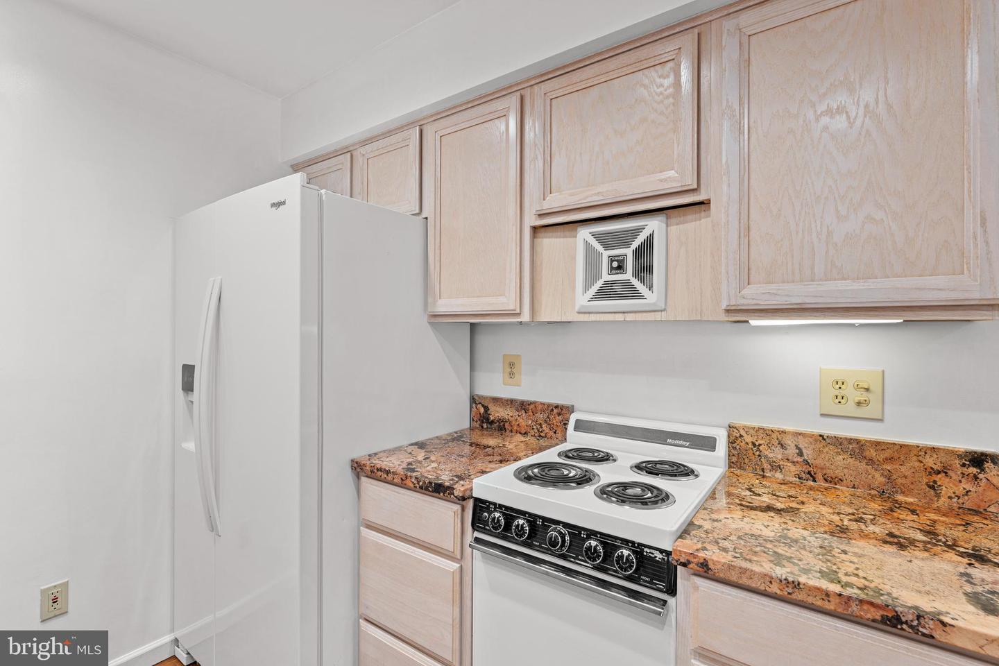 214 S ROYAL AVE, FRONT ROYAL, Virginia 22630, 3 Bedrooms Bedrooms, 12 Rooms Rooms,1 BathroomBathrooms,Residential,For sale,214 S ROYAL AVE,VAWR2013444 MLS # VAWR2013444