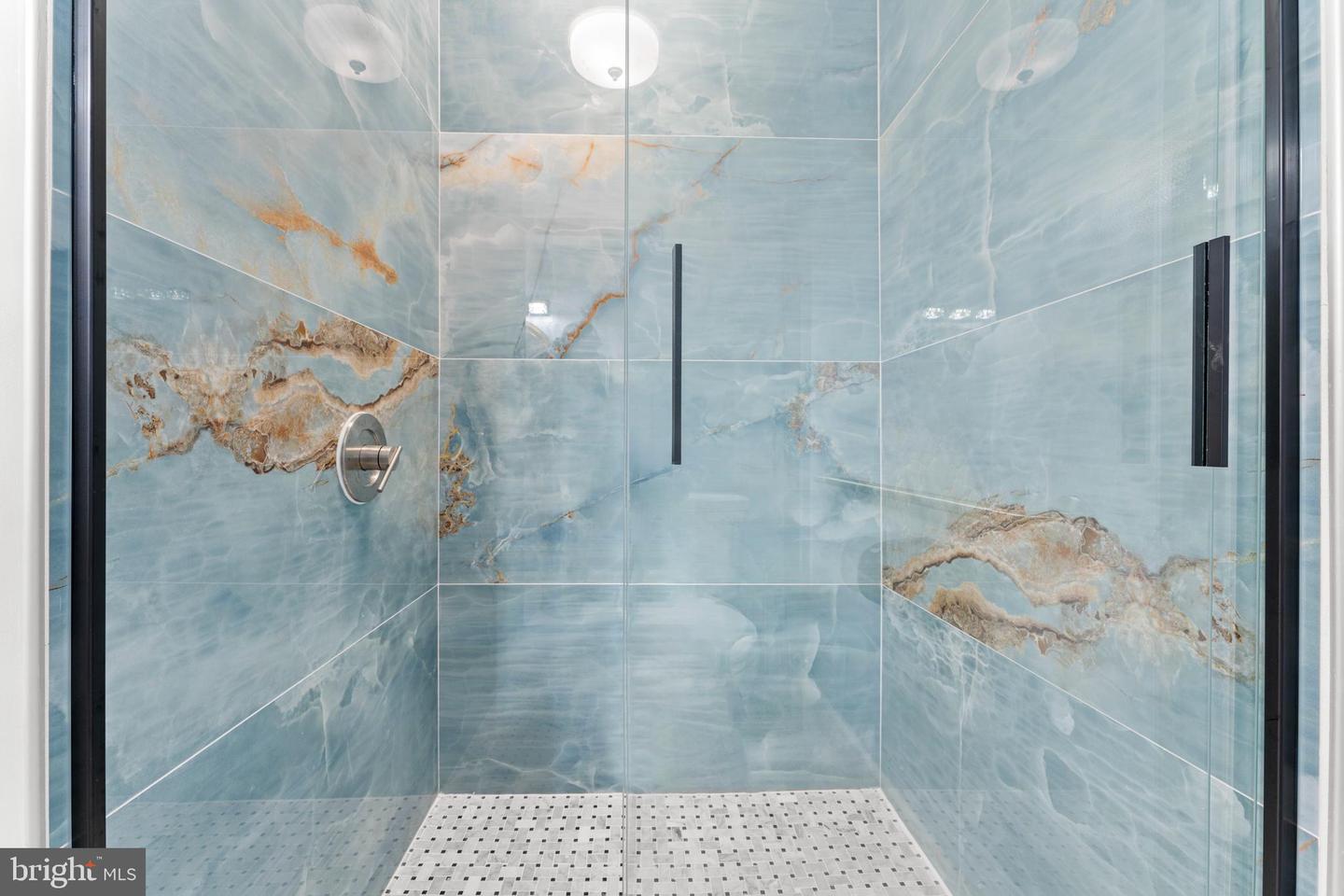 214 S ROYAL AVE, FRONT ROYAL, Virginia 22630, 3 Bedrooms Bedrooms, 12 Rooms Rooms,1 BathroomBathrooms,Residential,For sale,214 S ROYAL AVE,VAWR2013444 MLS # VAWR2013444