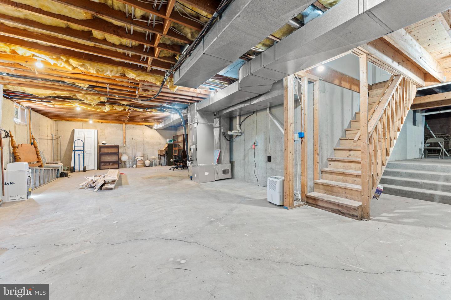 214 S ROYAL AVE, FRONT ROYAL, Virginia 22630, 3 Bedrooms Bedrooms, 12 Rooms Rooms,1 BathroomBathrooms,Residential,For sale,214 S ROYAL AVE,VAWR2013444 MLS # VAWR2013444