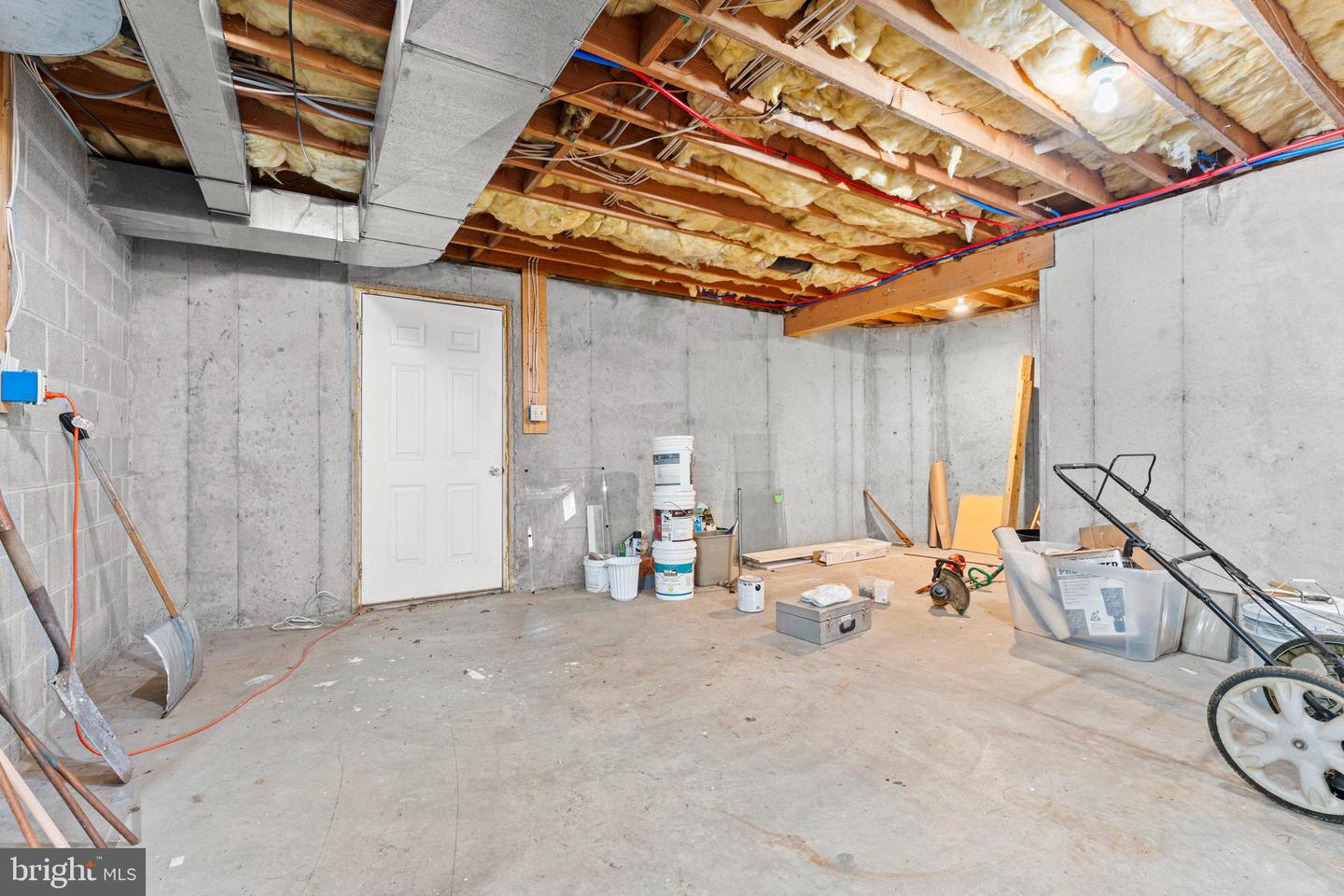 214 S ROYAL AVE, FRONT ROYAL, Virginia 22630, 3 Bedrooms Bedrooms, 12 Rooms Rooms,1 BathroomBathrooms,Residential,For sale,214 S ROYAL AVE,VAWR2013444 MLS # VAWR2013444