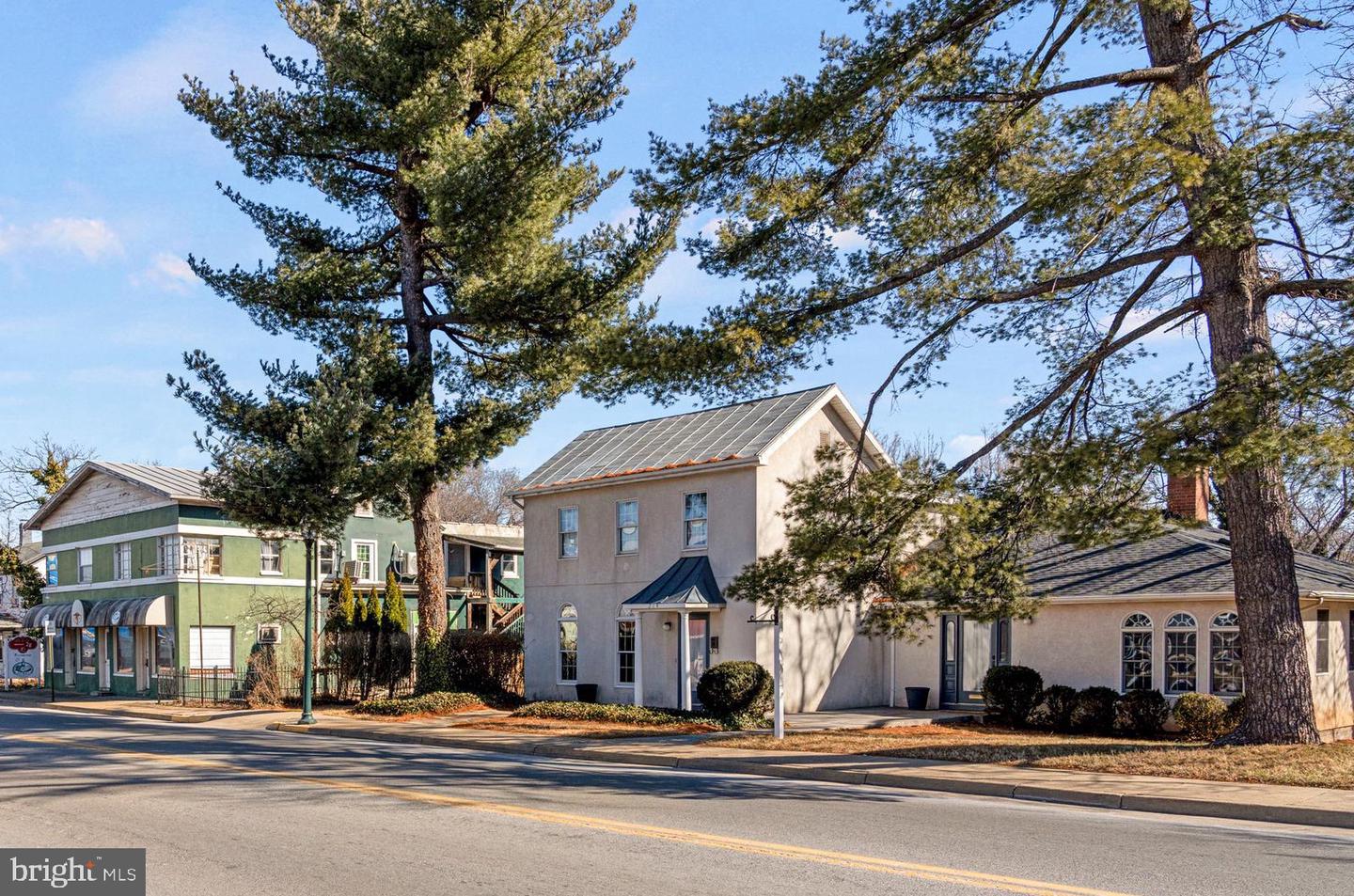 214 S ROYAL AVE, FRONT ROYAL, Virginia 22630, 3 Bedrooms Bedrooms, 12 Rooms Rooms,1 BathroomBathrooms,Residential,For sale,214 S ROYAL AVE,VAWR2013444 MLS # VAWR2013444