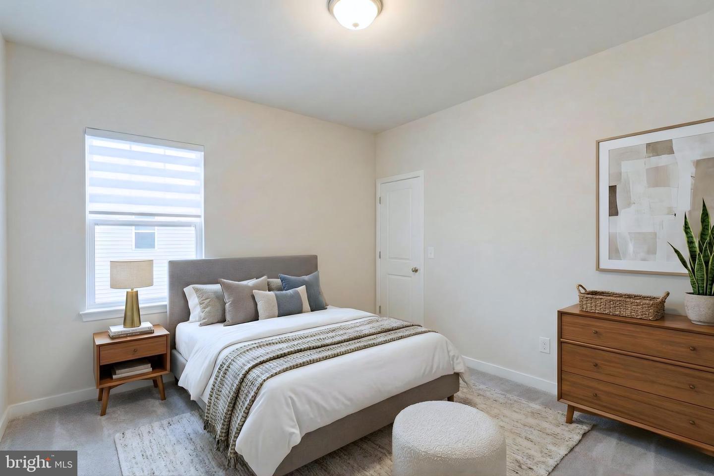 219 LEHIGH, WINCHESTER, Virginia 22602, 5 Bedrooms Bedrooms, ,3 BathroomsBathrooms,Residential,For sale,219 LEHIGH,VAFV2039704 MLS # VAFV2039704