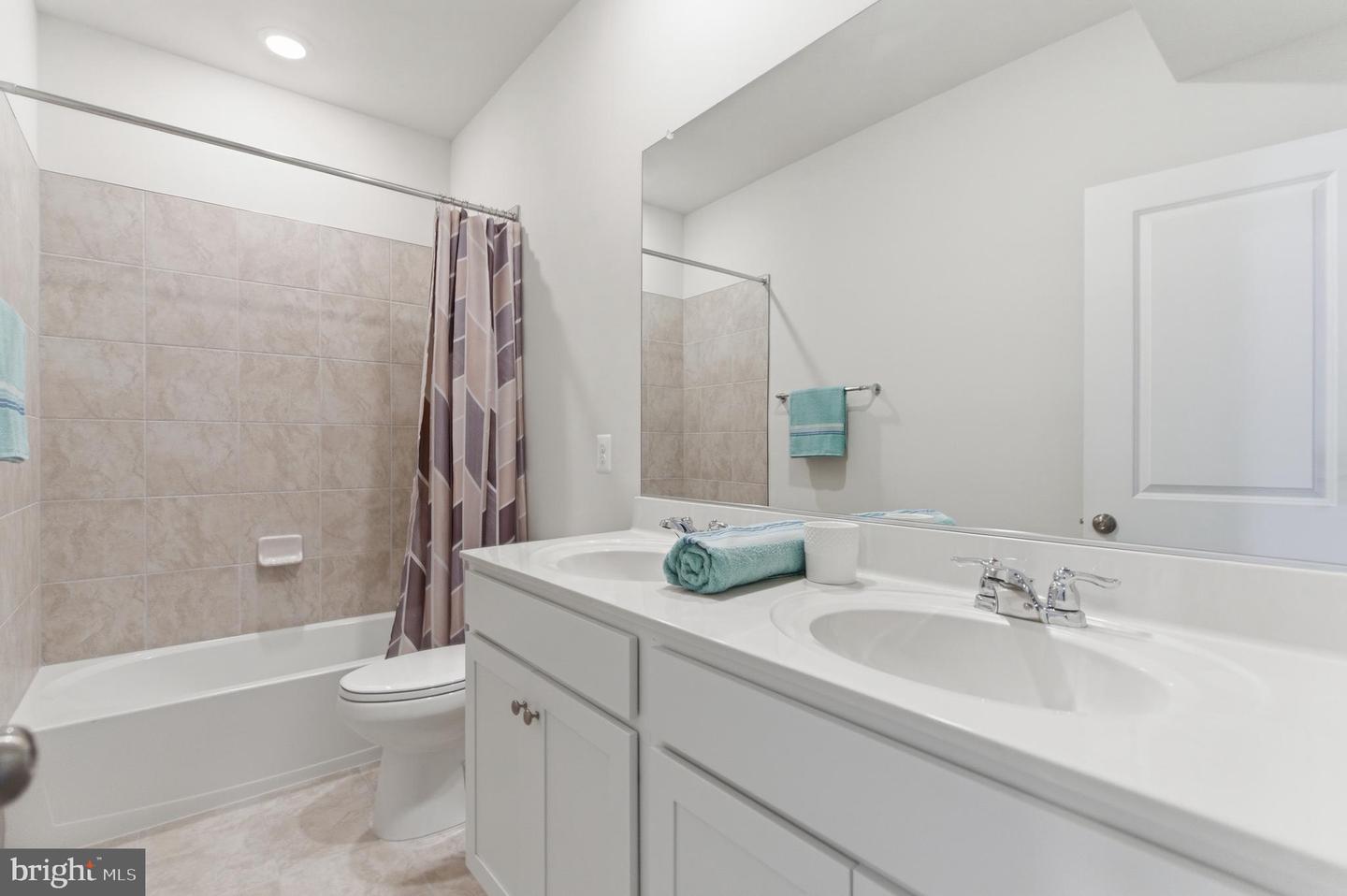 219 LEHIGH, WINCHESTER, Virginia 22602, 5 Bedrooms Bedrooms, ,3 BathroomsBathrooms,Residential,For sale,219 LEHIGH,VAFV2039704 MLS # VAFV2039704