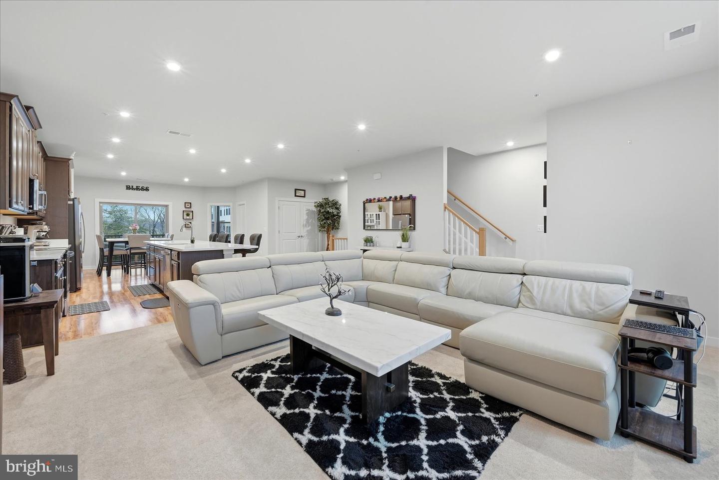 13506 INNOVATION STATION LOOP #2B, HERNDON, Virginia 20171, 3 Bedrooms Bedrooms, ,2 BathroomsBathrooms,Residential,For sale,13506 INNOVATION STATION LOOP #2B,VAFX2292292 MLS # VAFX2292292