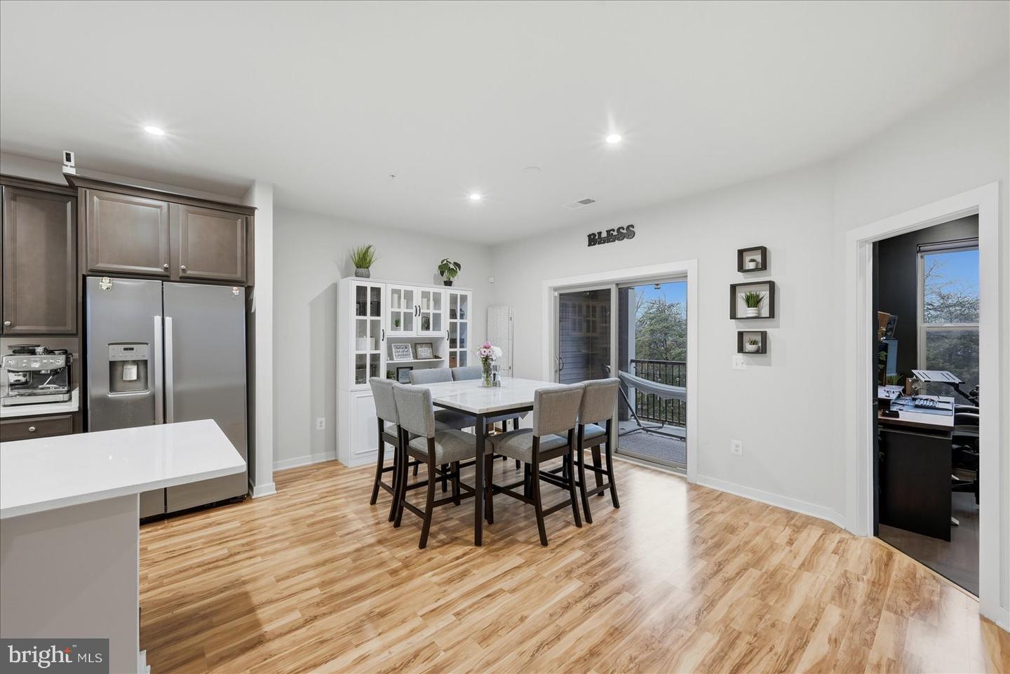 13506 INNOVATION STATION LOOP #2B, HERNDON, Virginia 20171, 3 Bedrooms Bedrooms, ,2 BathroomsBathrooms,Residential,For sale,13506 INNOVATION STATION LOOP #2B,VAFX2292292 MLS # VAFX2292292