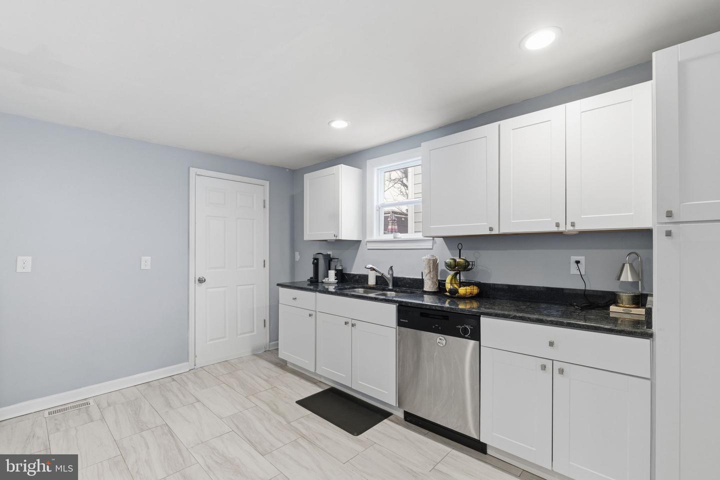 504 ARNOLD AVE, RICHMOND, Virginia 23222, 3 Bedrooms Bedrooms, ,2 BathroomsBathrooms,Residential,For sale,504 ARNOLD AVE,VARC2000834 MLS # VARC2000834