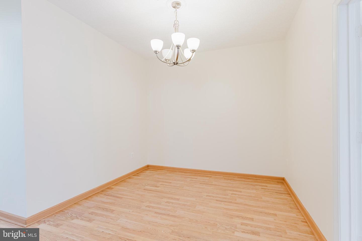 12016 TALIESIN PL #23, RESTON, Virginia 20190, 2 Bedrooms Bedrooms, ,1 BathroomBathrooms,Residential,For sale,12016 TALIESIN PL #23,VAFX2292308 MLS # VAFX2292308