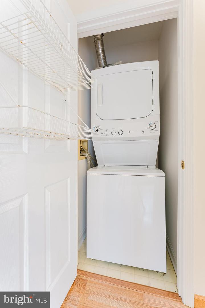 12016 TALIESIN PL #23, RESTON, Virginia 20190, 2 Bedrooms Bedrooms, ,1 BathroomBathrooms,Residential,For sale,12016 TALIESIN PL #23,VAFX2292308 MLS # VAFX2292308