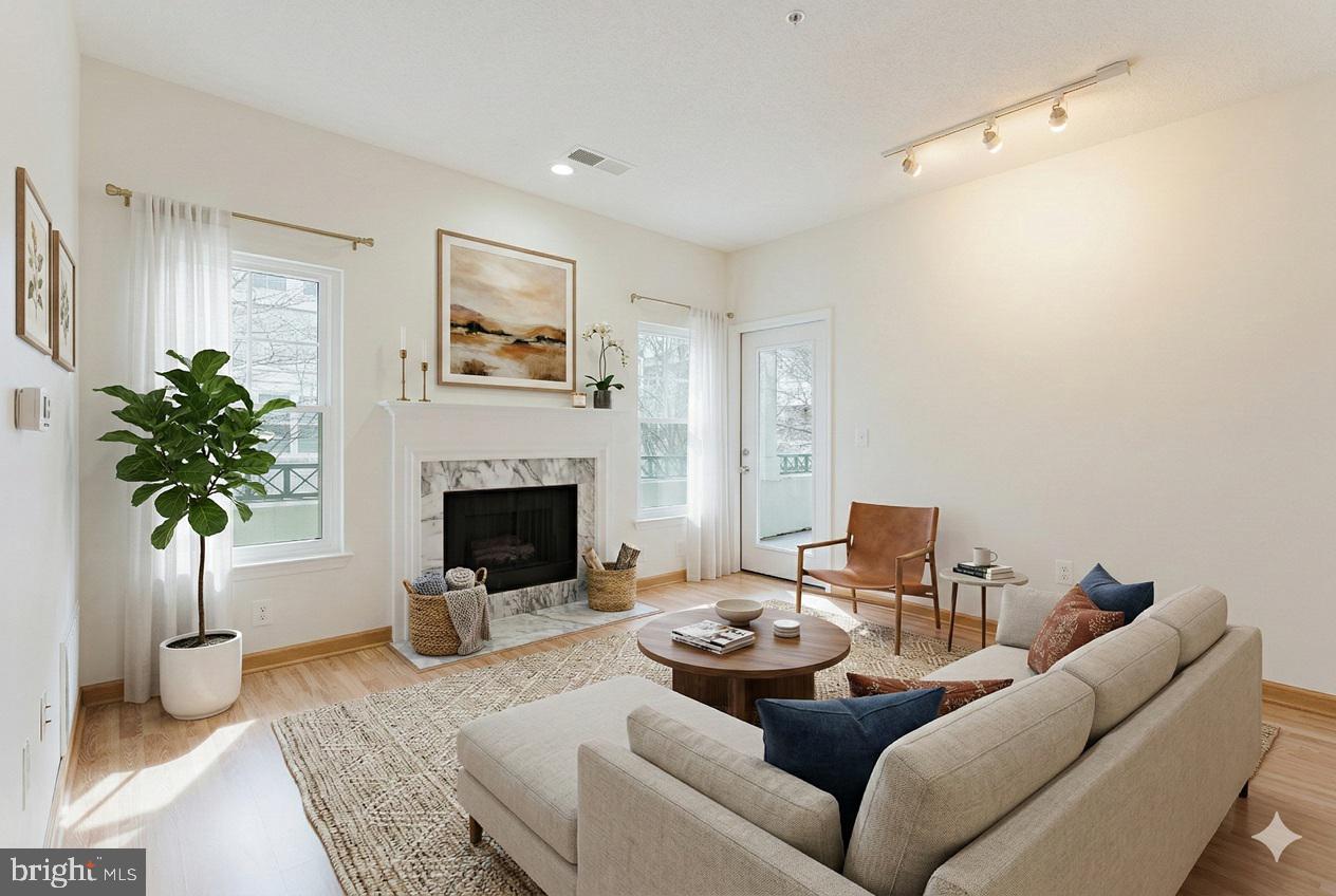 12016 TALIESIN PL #23, RESTON, Virginia 20190, 2 Bedrooms Bedrooms, ,1 BathroomBathrooms,Residential,For sale,12016 TALIESIN PL #23,VAFX2292308 MLS # VAFX2292308