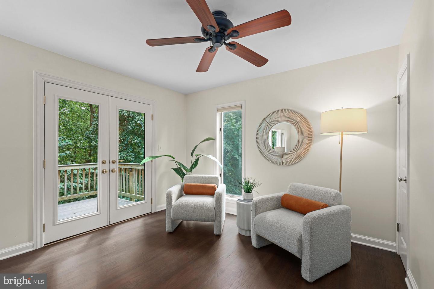 117 S ABERDEEN ST, ARLINGTON, Virginia 22204, 4 Bedrooms Bedrooms, ,3 BathroomsBathrooms,Residential,For sale,117 S ABERDEEN ST,VAAR2069208 MLS # VAAR2069208