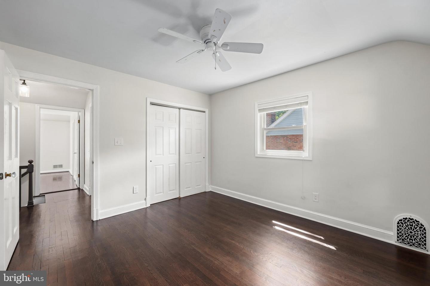 117 S ABERDEEN ST, ARLINGTON, Virginia 22204, 4 Bedrooms Bedrooms, ,3 BathroomsBathrooms,Residential,For sale,117 S ABERDEEN ST,VAAR2069208 MLS # VAAR2069208