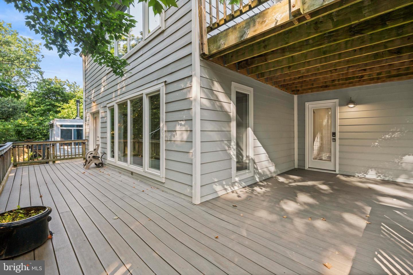 117 S ABERDEEN ST, ARLINGTON, Virginia 22204, 4 Bedrooms Bedrooms, ,3 BathroomsBathrooms,Residential,For sale,117 S ABERDEEN ST,VAAR2069208 MLS # VAAR2069208