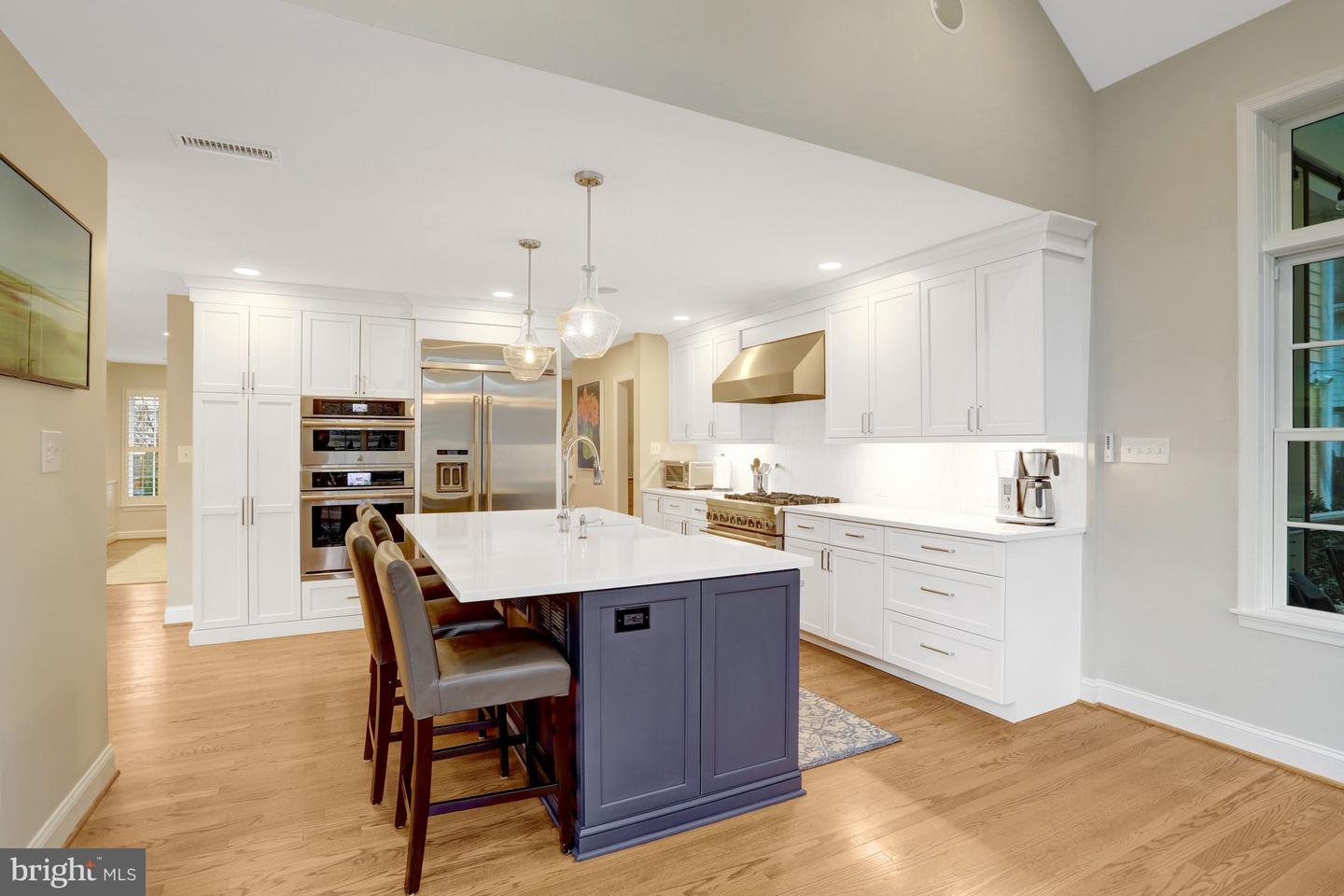 5414 20TH ST N, ARLINGTON, Virginia 22205, 6 Bedrooms Bedrooms, ,4 BathroomsBathrooms,Residential,For sale,5414 20TH ST N,VAAR2069220 MLS # VAAR2069220