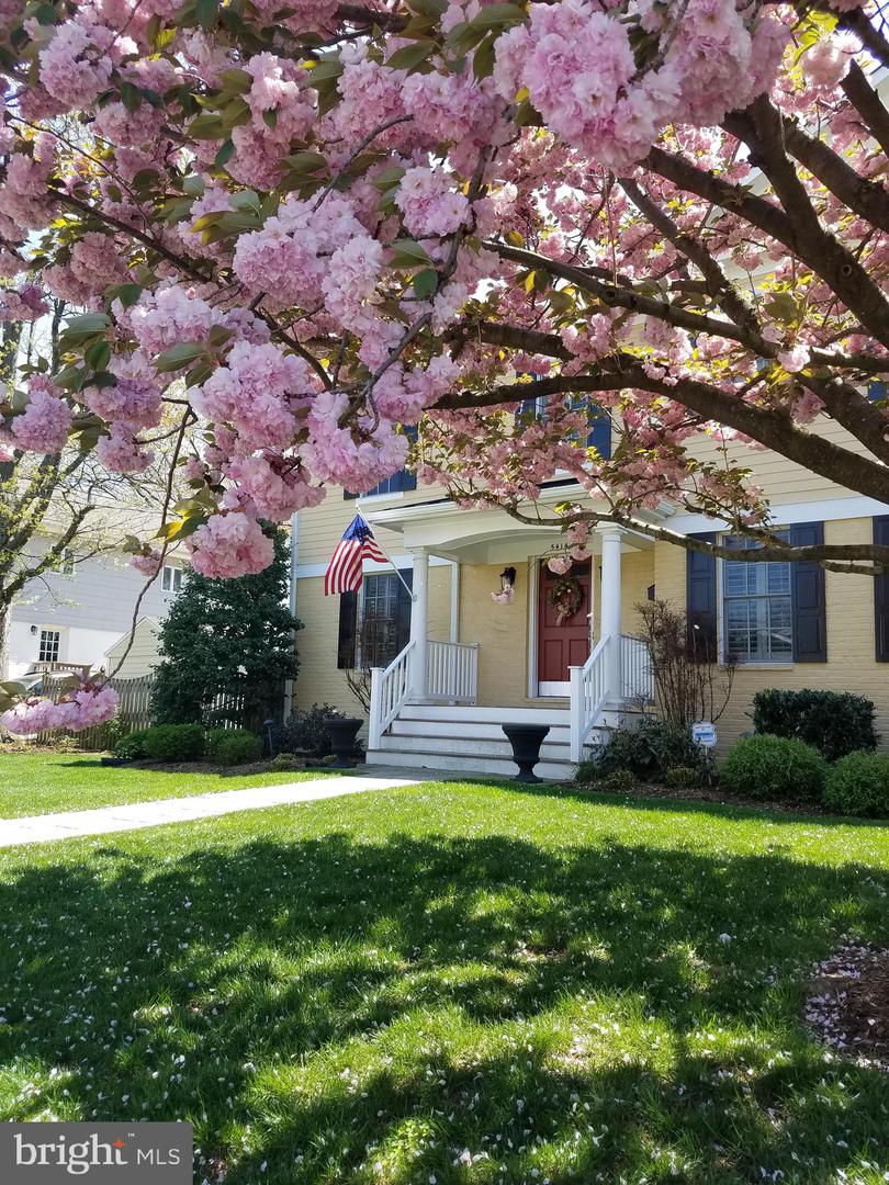 5414 20TH ST N, ARLINGTON, Virginia 22205, 6 Bedrooms Bedrooms, ,4 BathroomsBathrooms,Residential,For sale,5414 20TH ST N,VAAR2069220 MLS # VAAR2069220