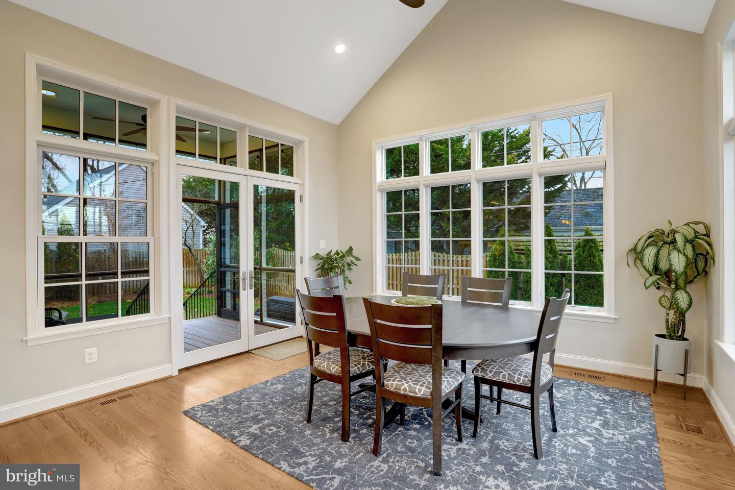 5414 20TH ST N, ARLINGTON, Virginia 22205, 6 Bedrooms Bedrooms, ,4 BathroomsBathrooms,Residential,For sale,5414 20TH ST N,VAAR2069220 MLS # VAAR2069220