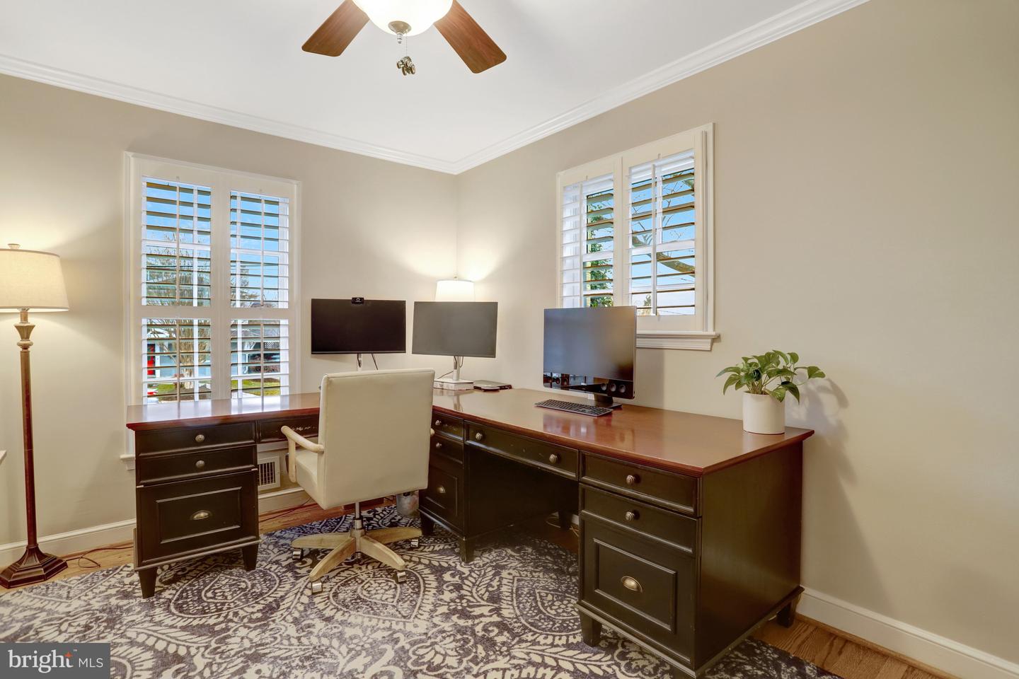 5414 20TH ST N, ARLINGTON, Virginia 22205, 6 Bedrooms Bedrooms, ,4 BathroomsBathrooms,Residential,For sale,5414 20TH ST N,VAAR2069220 MLS # VAAR2069220