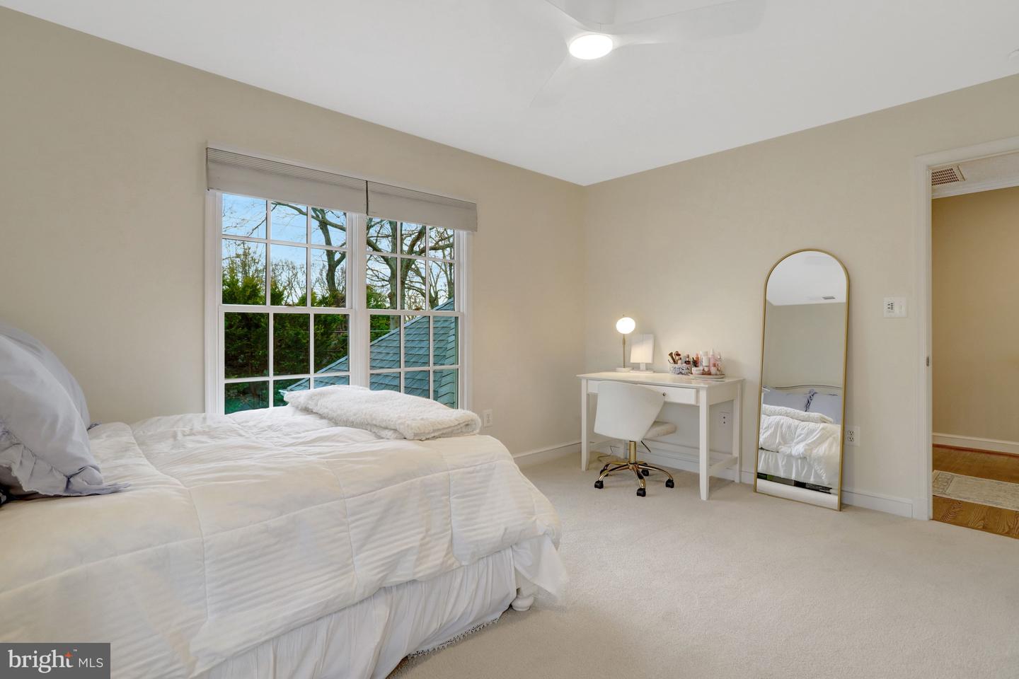 5414 20TH ST N, ARLINGTON, Virginia 22205, 6 Bedrooms Bedrooms, ,4 BathroomsBathrooms,Residential,For sale,5414 20TH ST N,VAAR2069220 MLS # VAAR2069220