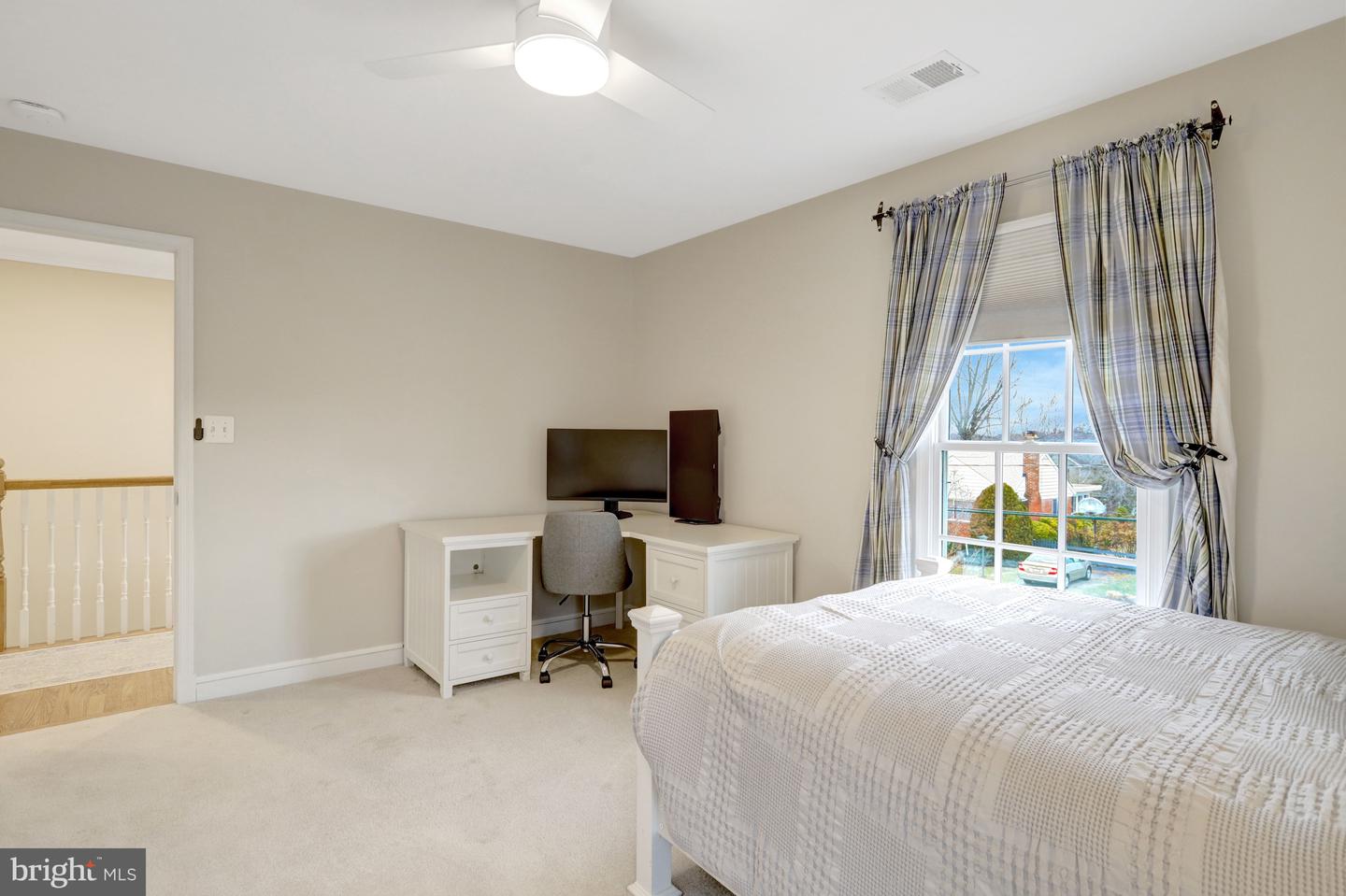 5414 20TH ST N, ARLINGTON, Virginia 22205, 6 Bedrooms Bedrooms, ,4 BathroomsBathrooms,Residential,For sale,5414 20TH ST N,VAAR2069220 MLS # VAAR2069220