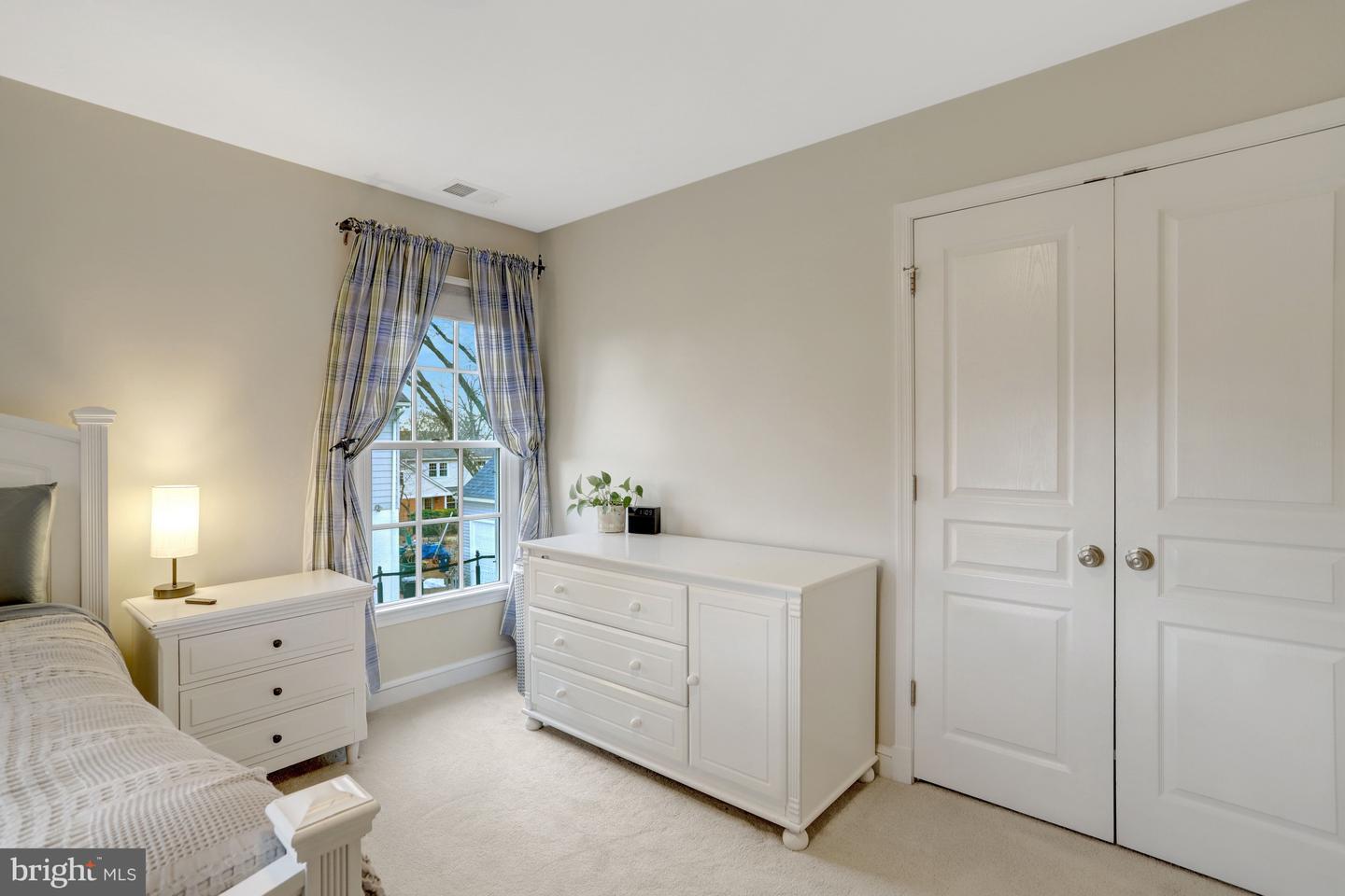 5414 20TH ST N, ARLINGTON, Virginia 22205, 6 Bedrooms Bedrooms, ,4 BathroomsBathrooms,Residential,For sale,5414 20TH ST N,VAAR2069220 MLS # VAAR2069220