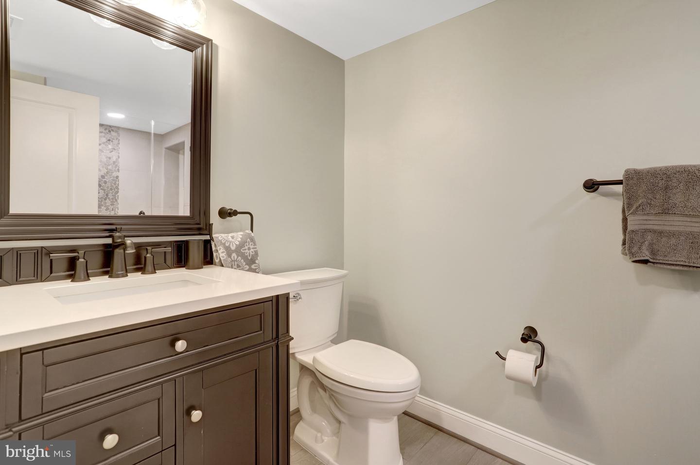 5414 20TH ST N, ARLINGTON, Virginia 22205, 6 Bedrooms Bedrooms, ,4 BathroomsBathrooms,Residential,For sale,5414 20TH ST N,VAAR2069220 MLS # VAAR2069220