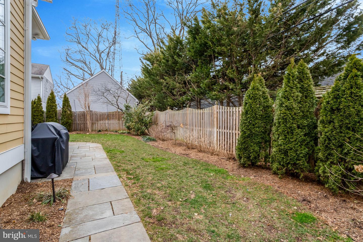 5414 20TH ST N, ARLINGTON, Virginia 22205, 6 Bedrooms Bedrooms, ,4 BathroomsBathrooms,Residential,For sale,5414 20TH ST N,VAAR2069220 MLS # VAAR2069220