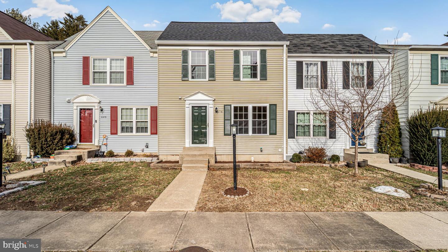 6474 BRICKLEIGH CT, ALEXANDRIA, Virginia 22315, 2 Bedrooms Bedrooms, ,3 BathroomsBathrooms,Residential,For sale,6474 BRICKLEIGH CT,VAFX2292520 MLS # VAFX2292520