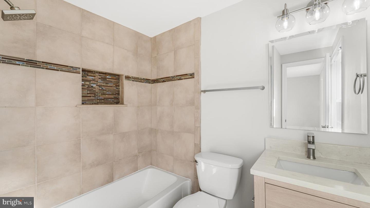 6474 BRICKLEIGH CT, ALEXANDRIA, Virginia 22315, 2 Bedrooms Bedrooms, ,3 BathroomsBathrooms,Residential,For sale,6474 BRICKLEIGH CT,VAFX2292520 MLS # VAFX2292520