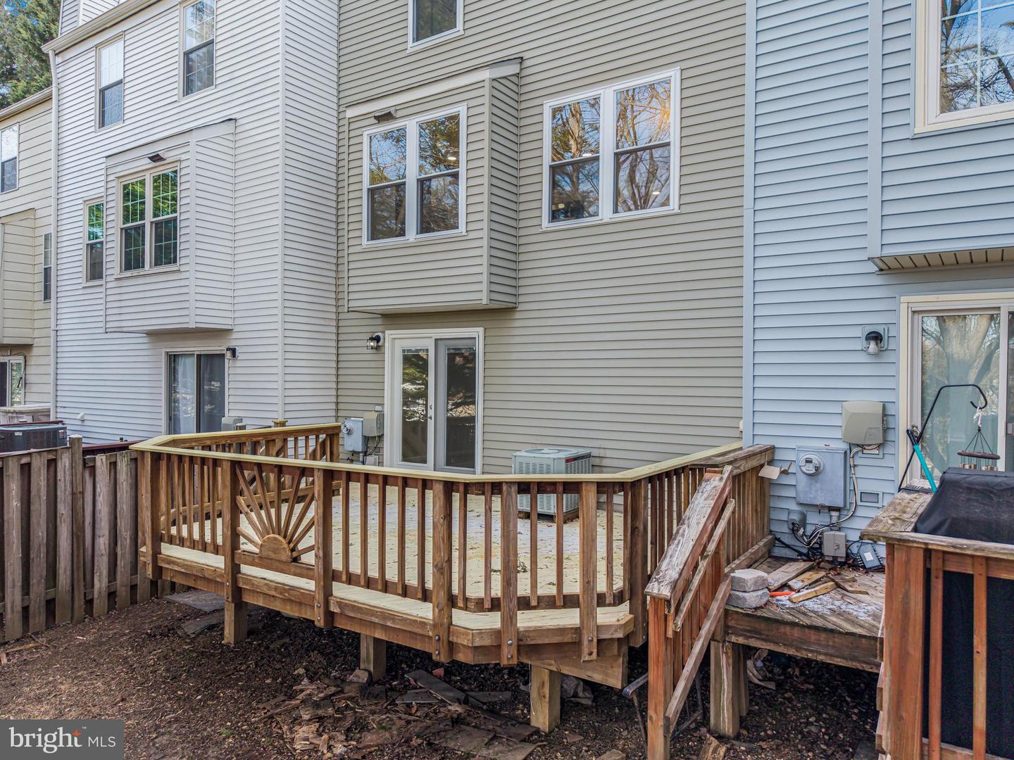 6474 BRICKLEIGH CT, ALEXANDRIA, Virginia 22315, 2 Bedrooms Bedrooms, ,3 BathroomsBathrooms,Residential,For sale,6474 BRICKLEIGH CT,VAFX2292520 MLS # VAFX2292520