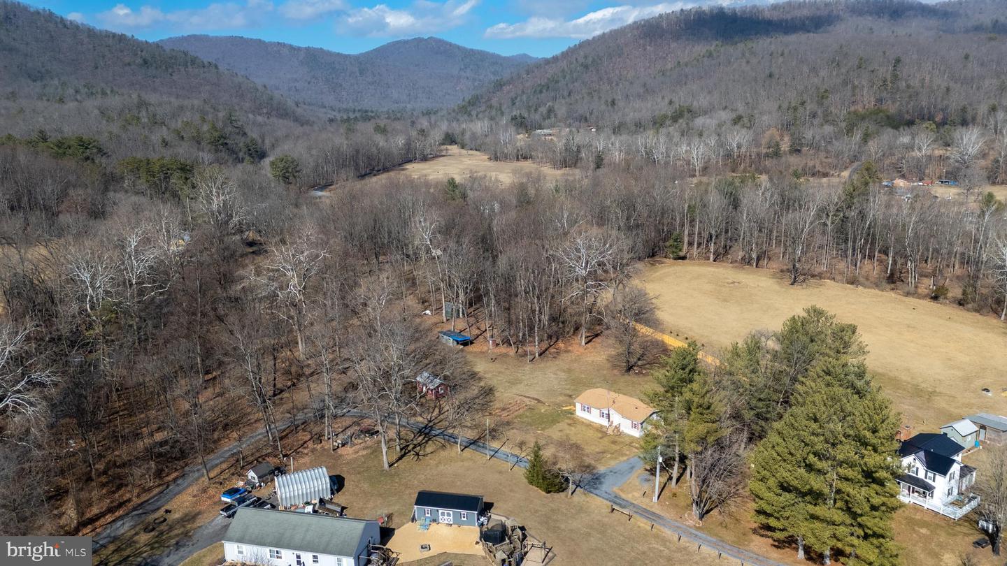 38 MAGGIE LN, MOUNT SOLON, Virginia 22843, 3 Bedrooms Bedrooms, ,2 BathroomsBathrooms,Residential,For sale,38 MAGGIE LN,VAAG2002750 MLS # VAAG2002750