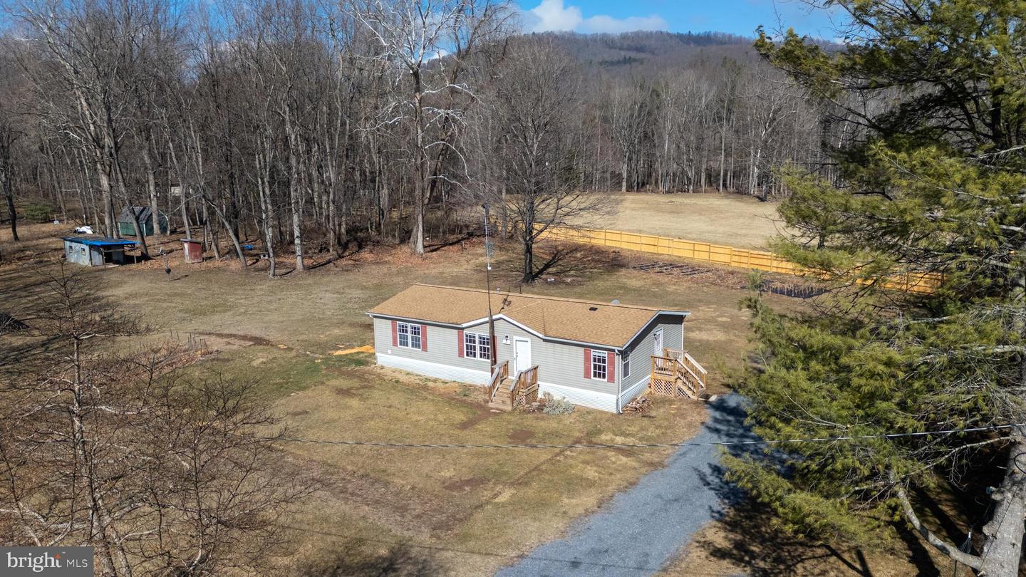 38 MAGGIE LN, MOUNT SOLON, Virginia 22843, 3 Bedrooms Bedrooms, ,2 BathroomsBathrooms,Residential,For sale,38 MAGGIE LN,VAAG2002750 MLS # VAAG2002750