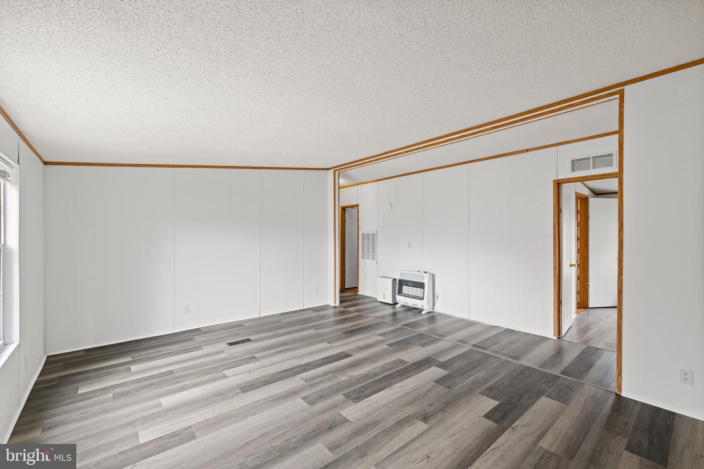 38 MAGGIE LN, MOUNT SOLON, Virginia 22843, 3 Bedrooms Bedrooms, ,2 BathroomsBathrooms,Residential,For sale,38 MAGGIE LN,VAAG2002750 MLS # VAAG2002750