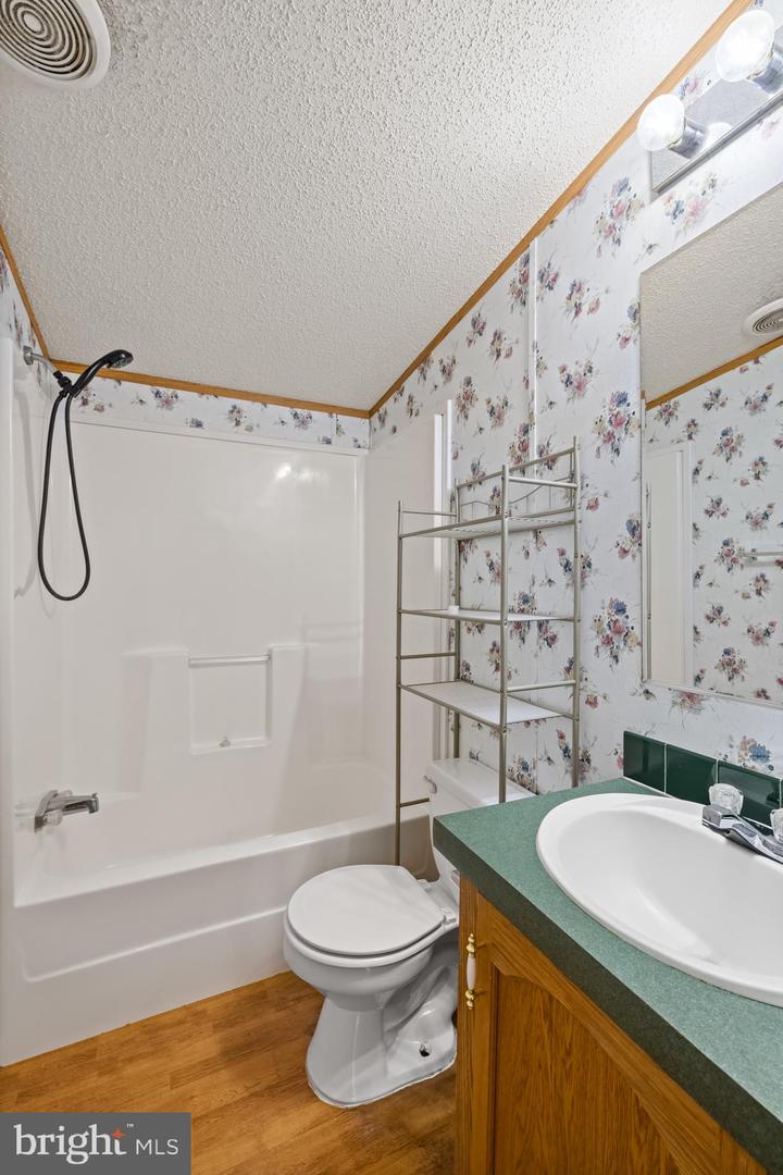 38 MAGGIE LN, MOUNT SOLON, Virginia 22843, 3 Bedrooms Bedrooms, ,2 BathroomsBathrooms,Residential,For sale,38 MAGGIE LN,VAAG2002750 MLS # VAAG2002750