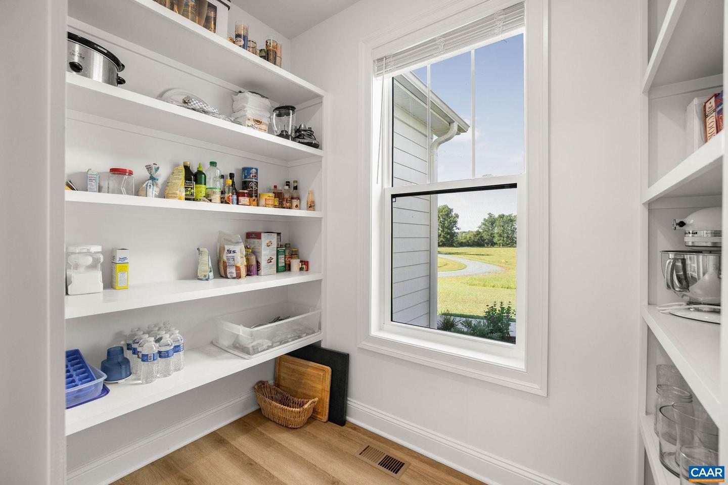 1570 JAMES RIVER RD, SCOTTSVILLE, Virginia 24590, 3 Bedrooms Bedrooms, ,2 BathroomsBathrooms,Residential,For sale,1570 JAMES RIVER RD,673638 MLS # 673638