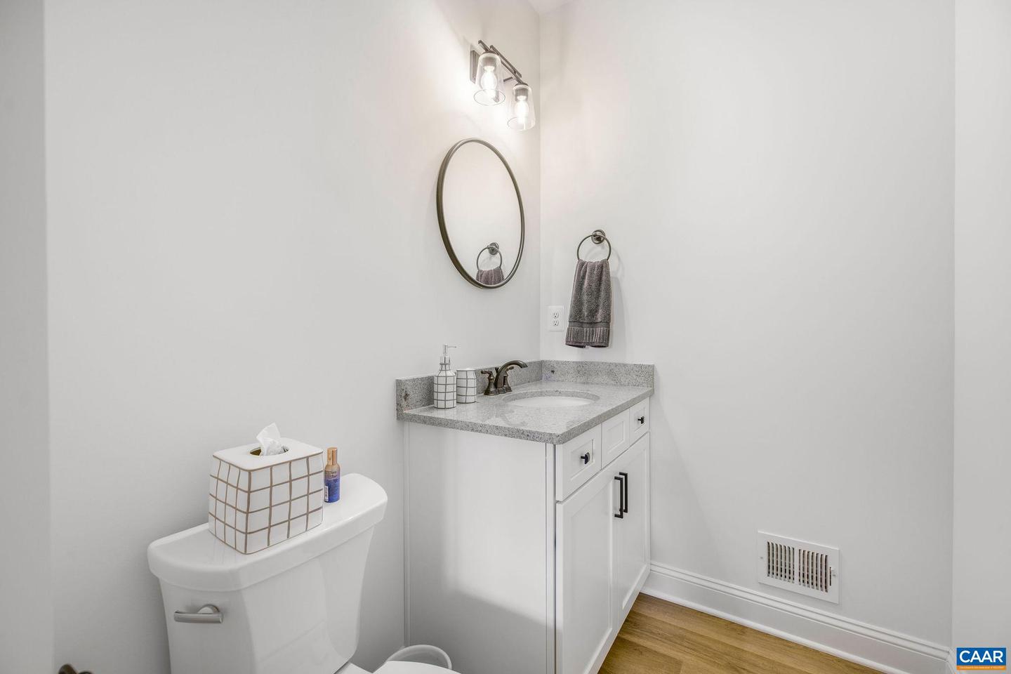 1570 JAMES RIVER RD, SCOTTSVILLE, Virginia 24590, 3 Bedrooms Bedrooms, ,2 BathroomsBathrooms,Residential,For sale,1570 JAMES RIVER RD,673638 MLS # 673638