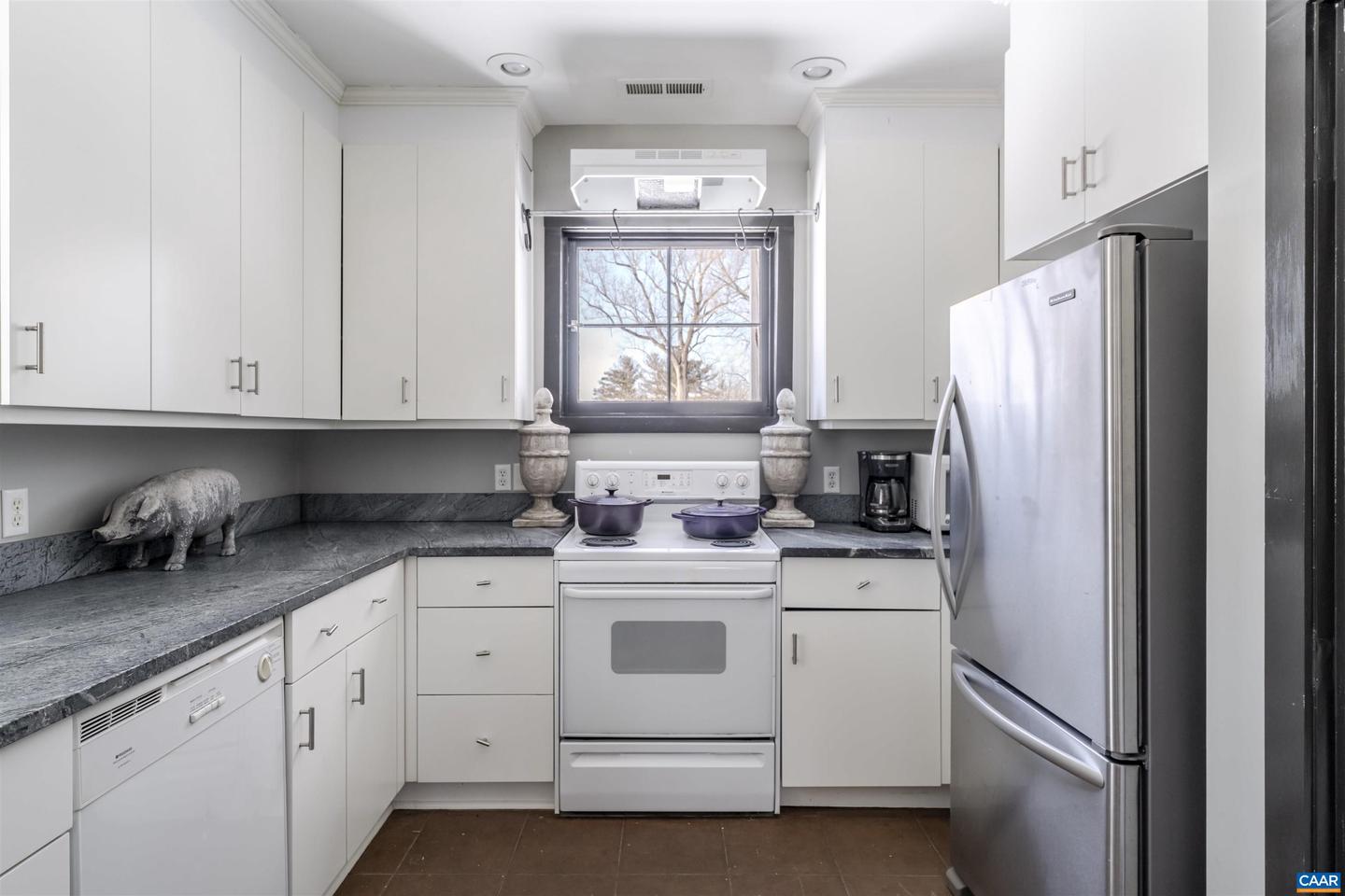 1293 HAMMOCKS GAP RD, CHARLOTTESVILLE, Virginia 22911, 5 Bedrooms Bedrooms, ,5 BathroomsBathrooms,Residential,For sale,1293 HAMMOCKS GAP RD,673639 MLS # 673639 1293 HAMMOCKS GAP RD, CHARLOTTESVILLE, Virginia 22911, 5 Bedrooms Bedrooms, ,5 BathroomsBathrooms,Residential,For sale,1293 HAMMOCKS GAP RD,673639 MLS # 673639