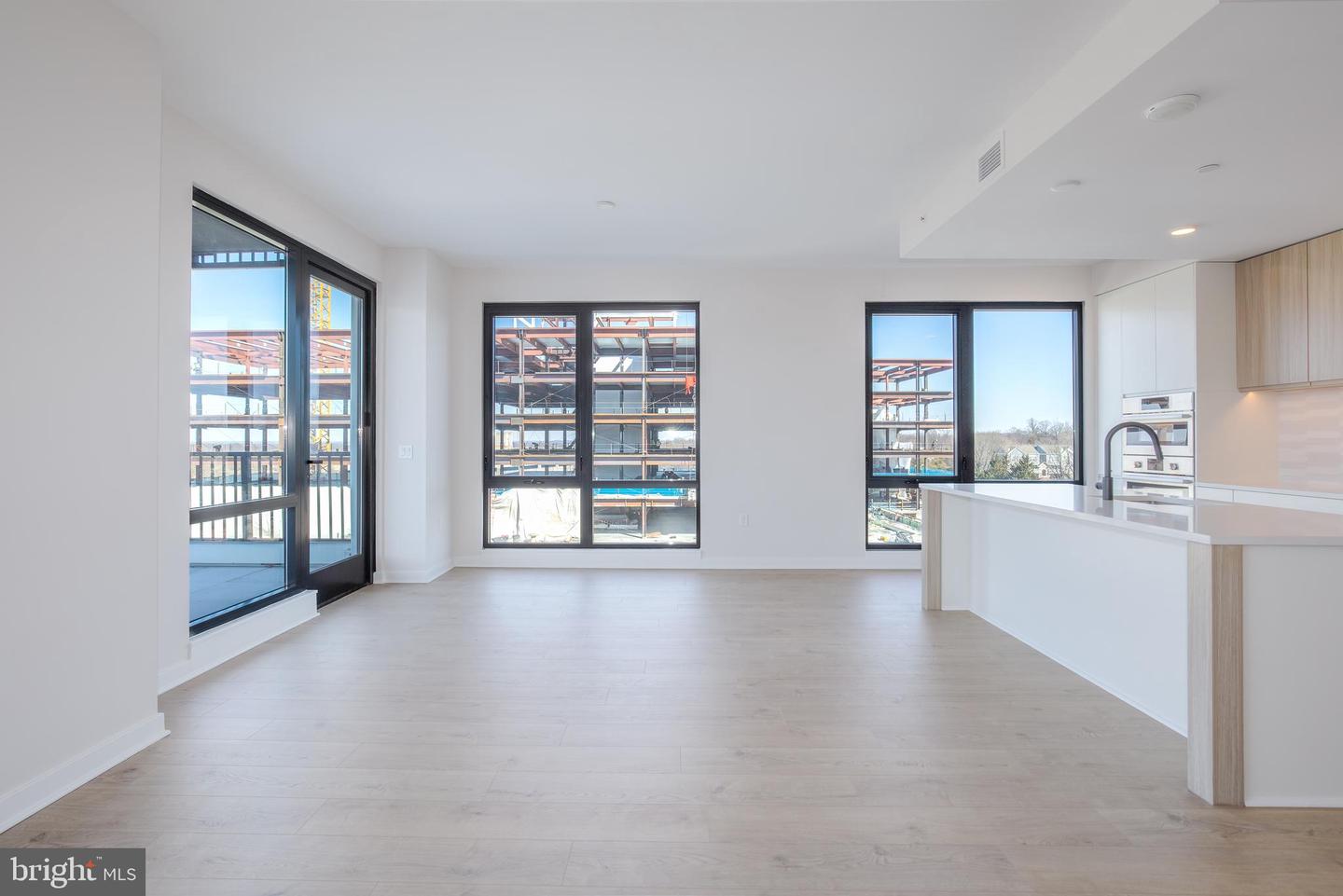 255 W. FALLS STATION BLVD #511, FALLS CHURCH, Virginia 22046, 3 Bedrooms Bedrooms, 4 Rooms Rooms,2 BathroomsBathrooms,Residential,For sale,255 W. FALLS STATION BLVD #511,VAFA2003610 MLS # VAFA2003610