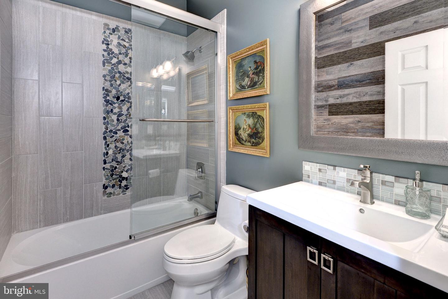 7100 PINEBROOK RD, WILLIAMSBURG, Virginia 23188, 3 Bedrooms Bedrooms, ,3 BathroomsBathrooms,Residential,For sale,7100 PINEBROOK RD,VAJC2000602 MLS # VAJC2000602