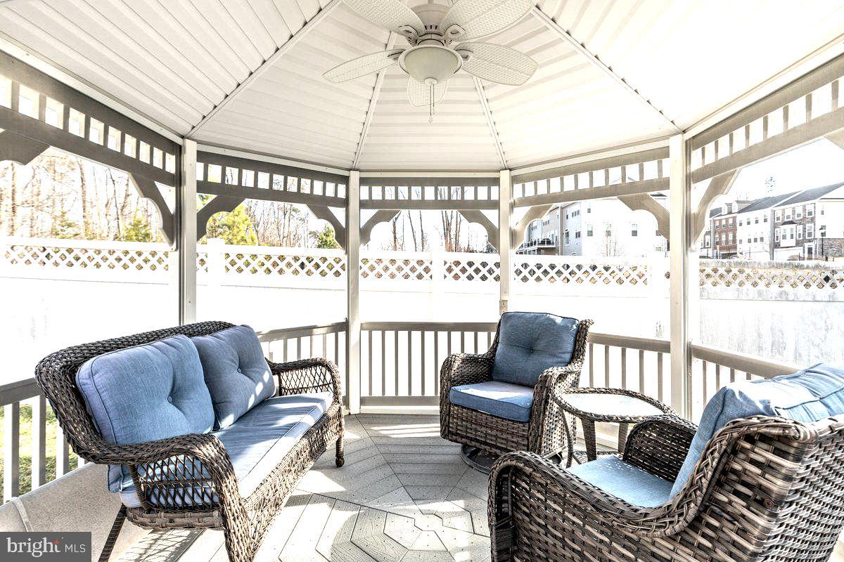 1102 DAMERON CT, FREDERICKSBURG, Virginia 22401, 4 Bedrooms Bedrooms, ,3 BathroomsBathrooms,Residential,For sale,1102 DAMERON CT,VAFB2009724 MLS # VAFB2009724