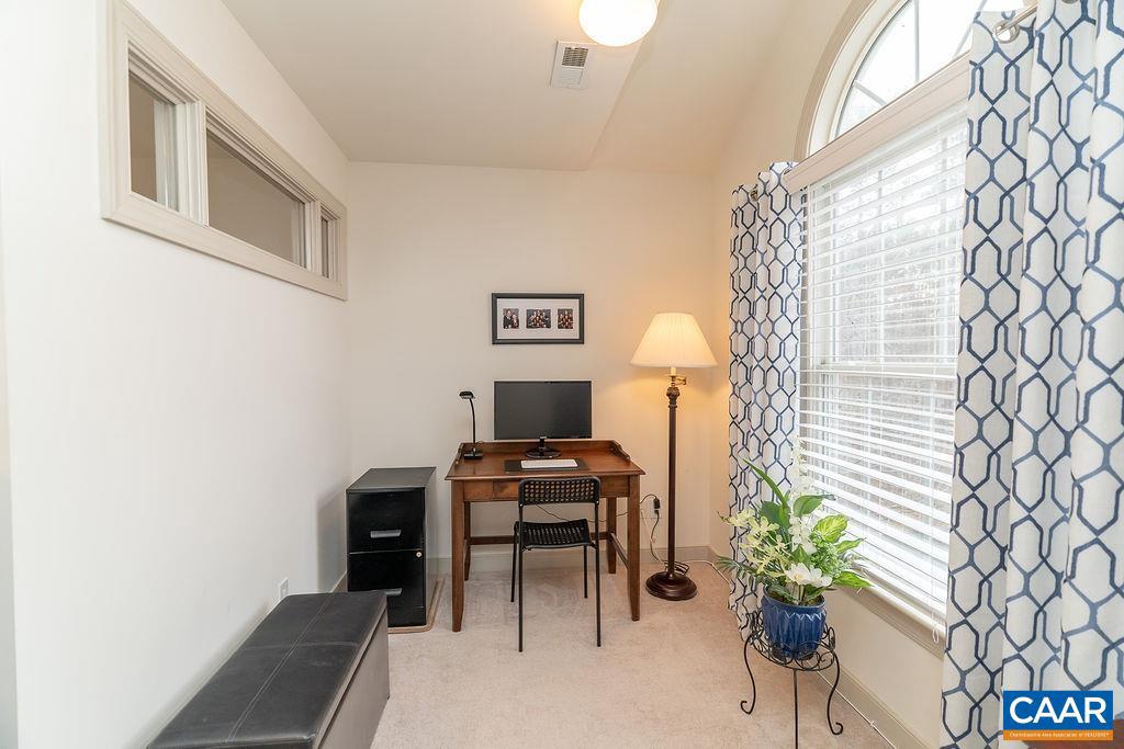 665 FOX HOLLOW LN, PALMYRA, Virginia 22963, 6 Bedrooms Bedrooms, ,3 BathroomsBathrooms,Residential,For sale,665 FOX HOLLOW LN,673711 MLS # 673711 665 FOX HOLLOW LN, PALMYRA, Virginia 22963, 6 Bedrooms Bedrooms, ,3 BathroomsBathrooms,Residential,For sale,665 FOX HOLLOW LN,673711 MLS # 673711