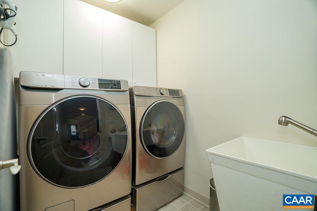 665 FOX HOLLOW LN, PALMYRA, Virginia 22963, 6 Bedrooms Bedrooms, ,3 BathroomsBathrooms,Residential,For sale,665 FOX HOLLOW LN,673711 MLS # 673711 665 FOX HOLLOW LN, PALMYRA, Virginia 22963, 6 Bedrooms Bedrooms, ,3 BathroomsBathrooms,Residential,For sale,665 FOX HOLLOW LN,673711 MLS # 673711